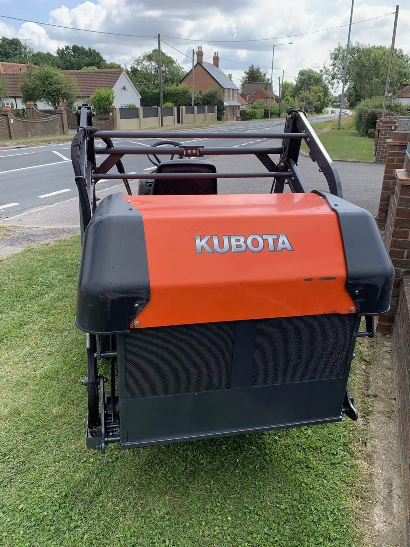 Kubota G23 HD Ride-On Diesel Mower - Image 4 of 12