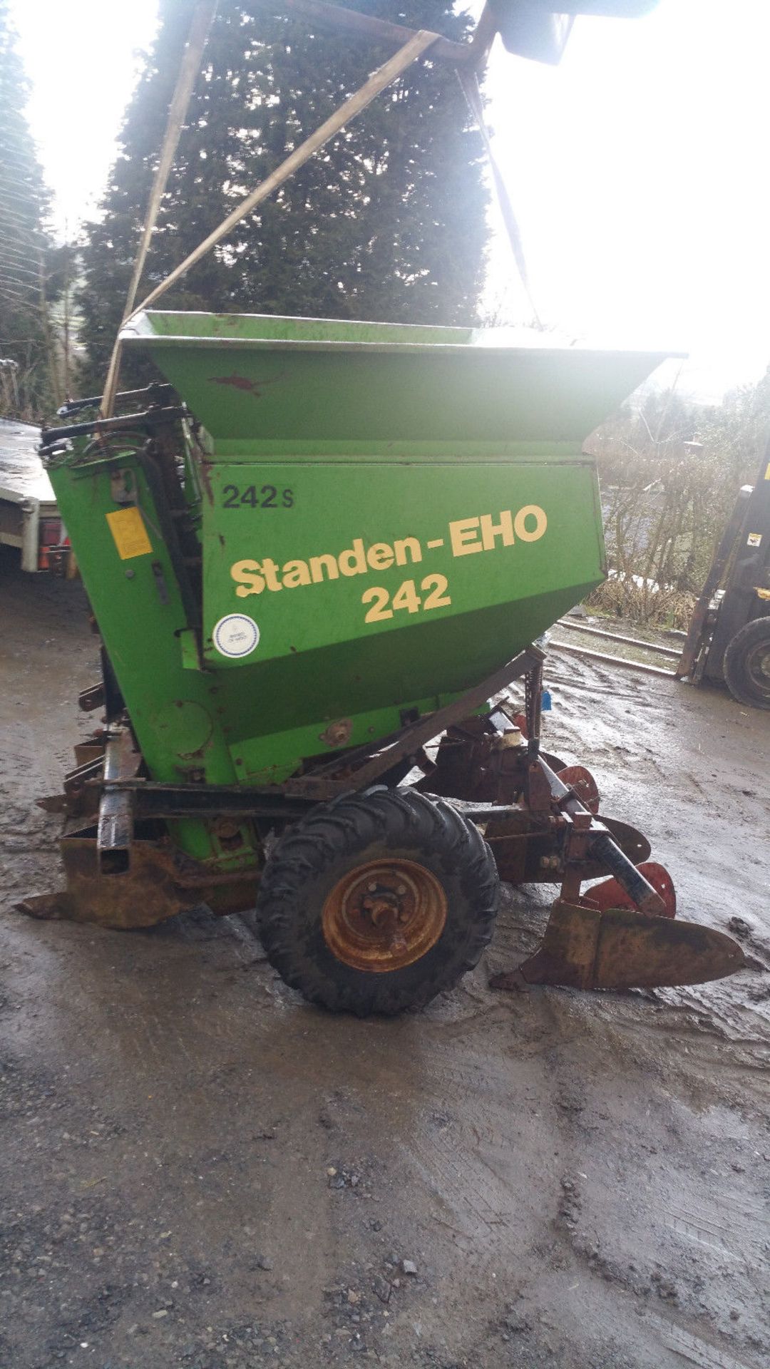 Standen 2 Row Potato Planter - Image 2 of 7