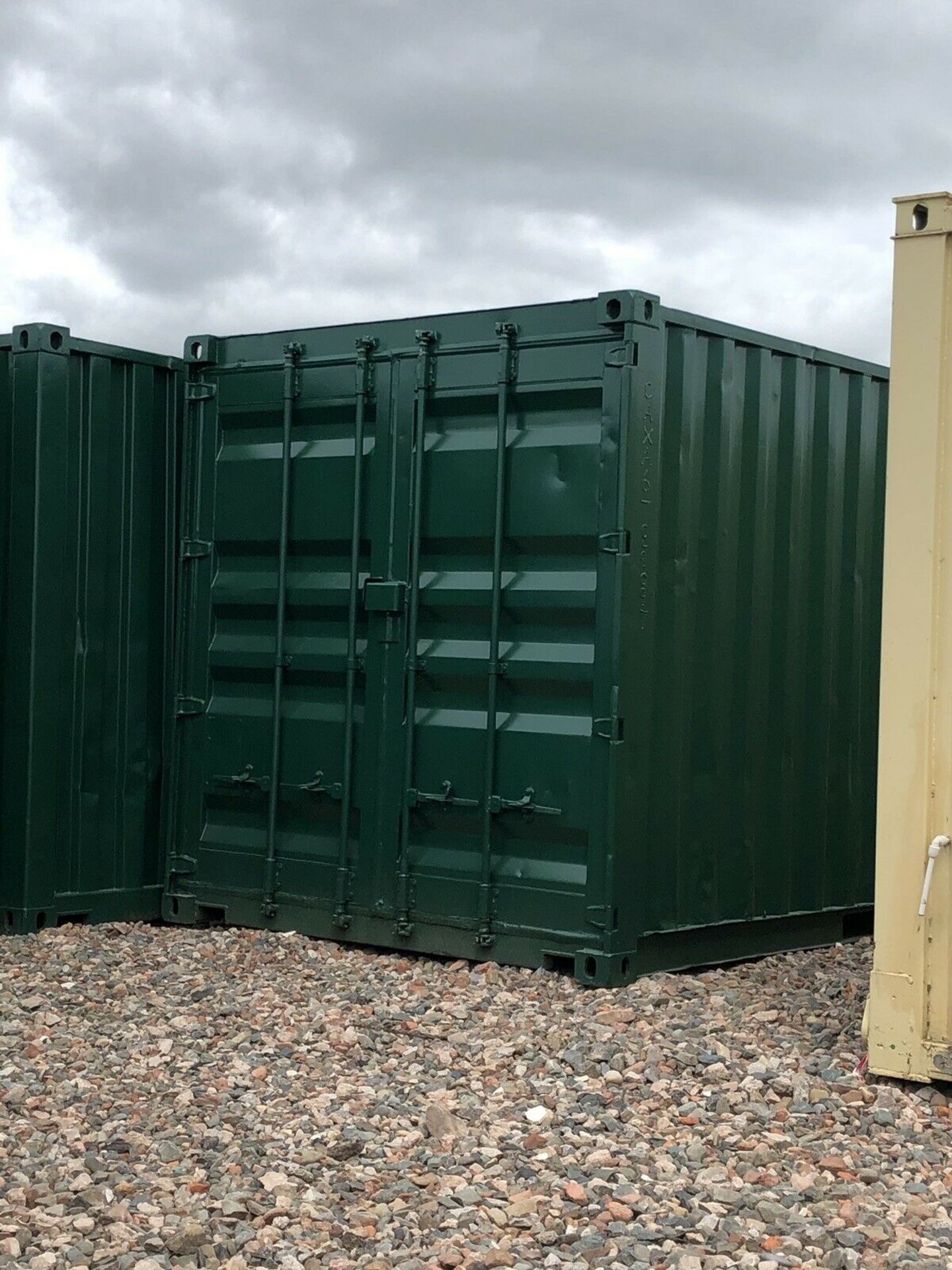 Refurbished 10Ft X 8Ft Steel Storage Shipping Container