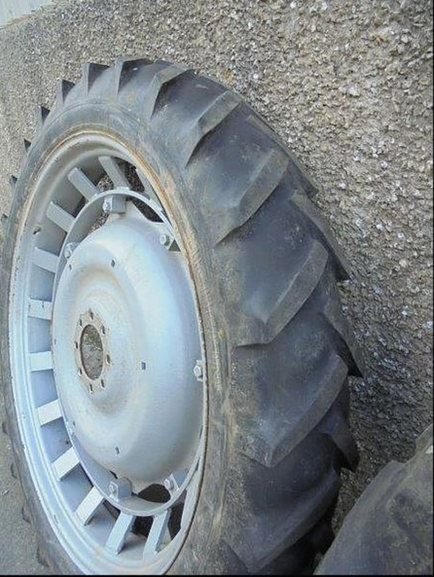 9.5R44 230/95R44 Rowcrop Wheels - Image 6 of 9