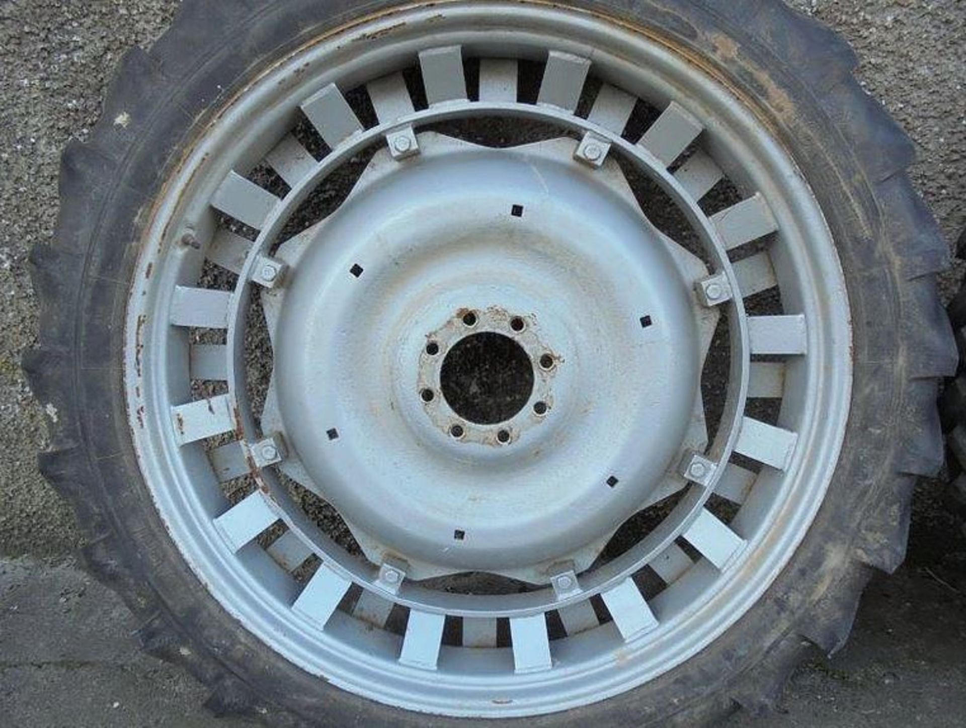 9.5R44 230/95R44 Rowcrop Wheels - Image 7 of 9