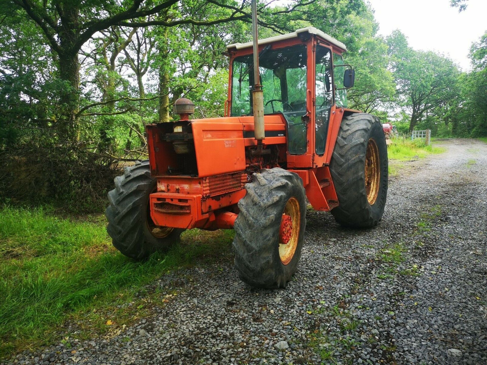 Renault 981-4 Tractor 98 hp. 4 Wheel Drive - Image 2 of 7