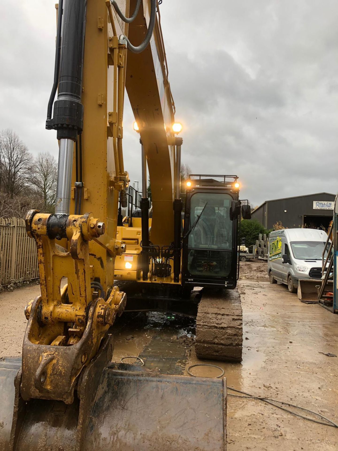 CAT 320 FL Excavator / Digger - Image 4 of 9