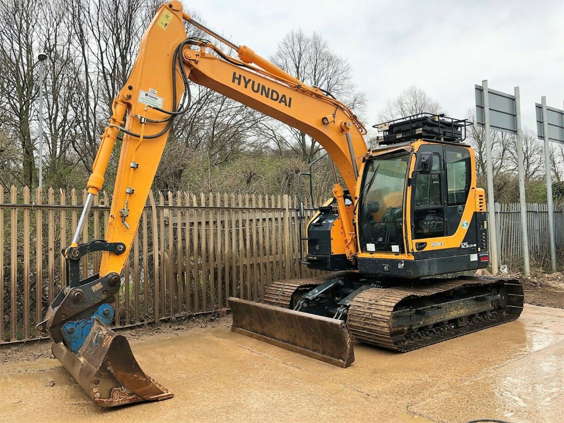 Hyundai Robex 125 LCR-9A D Excavator / Digger - Image 3 of 12