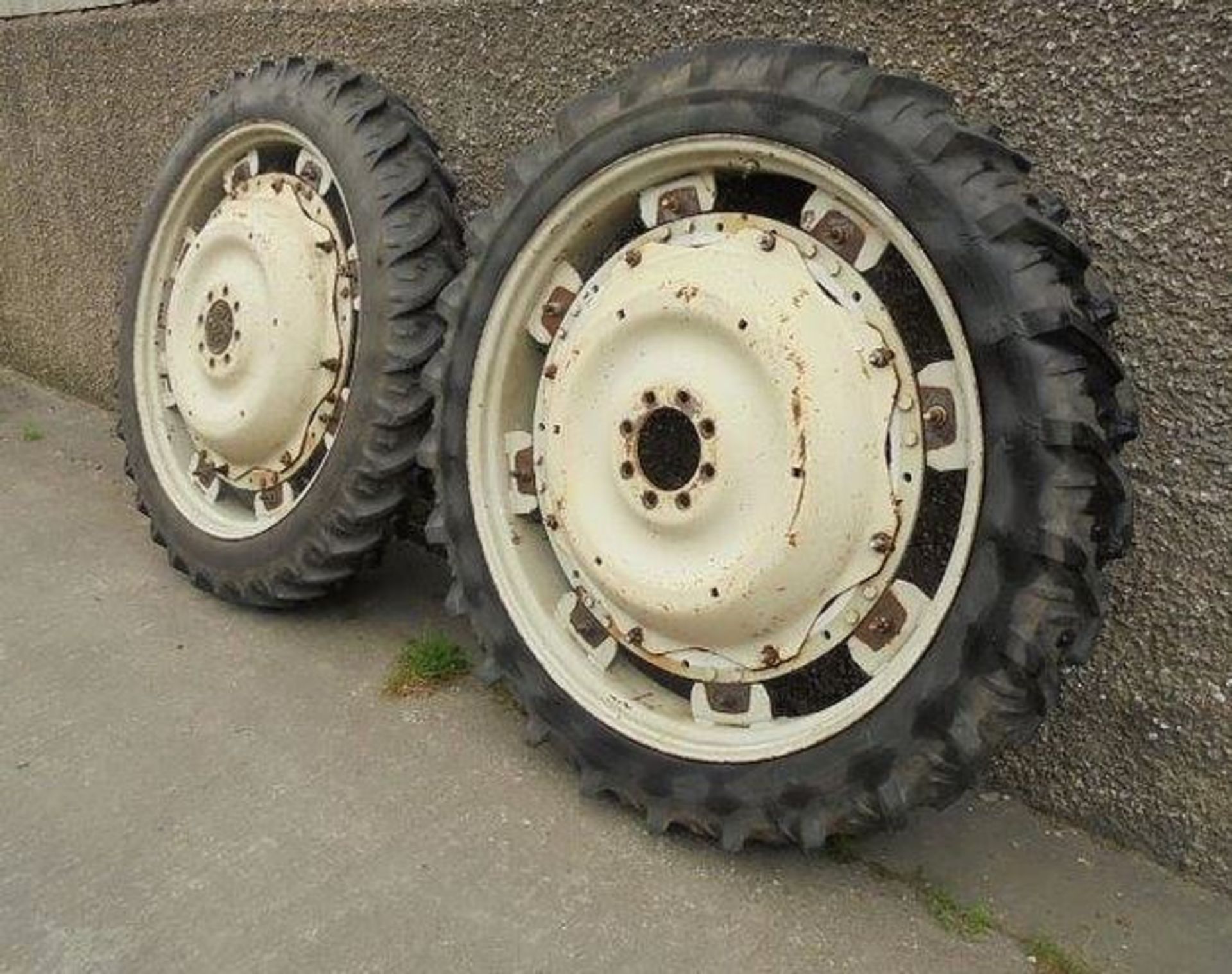 9.5R44 / 230/95R44 Rowcrop Wheels - Image 3 of 8