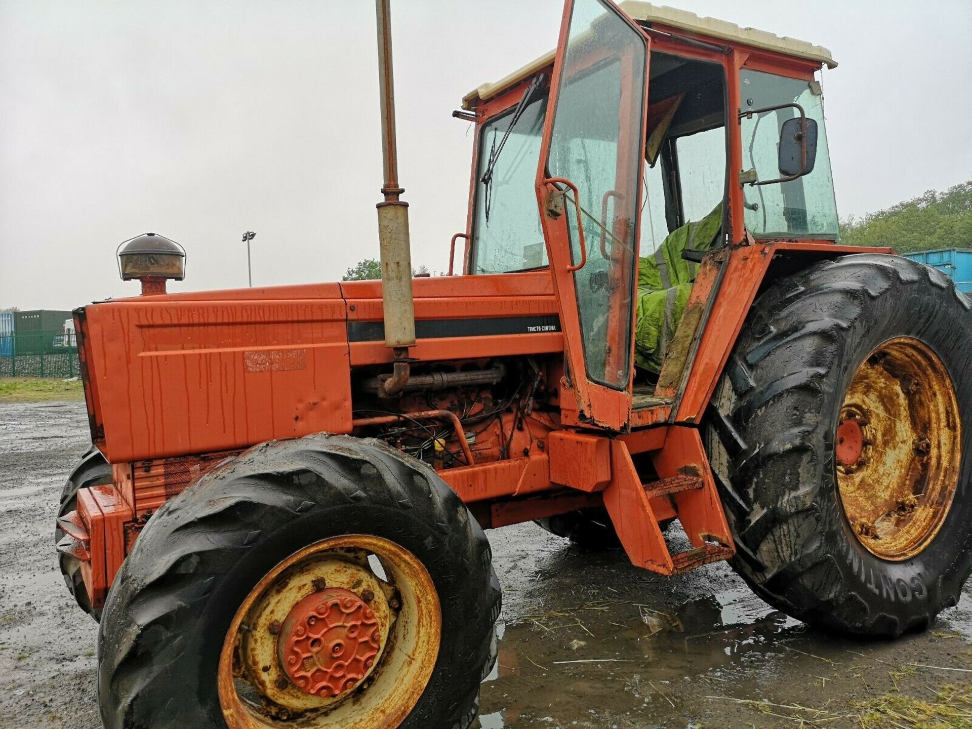 Renault 981-4 Tractor 98 hp. 4 Wheel Drive - Image 7 of 7