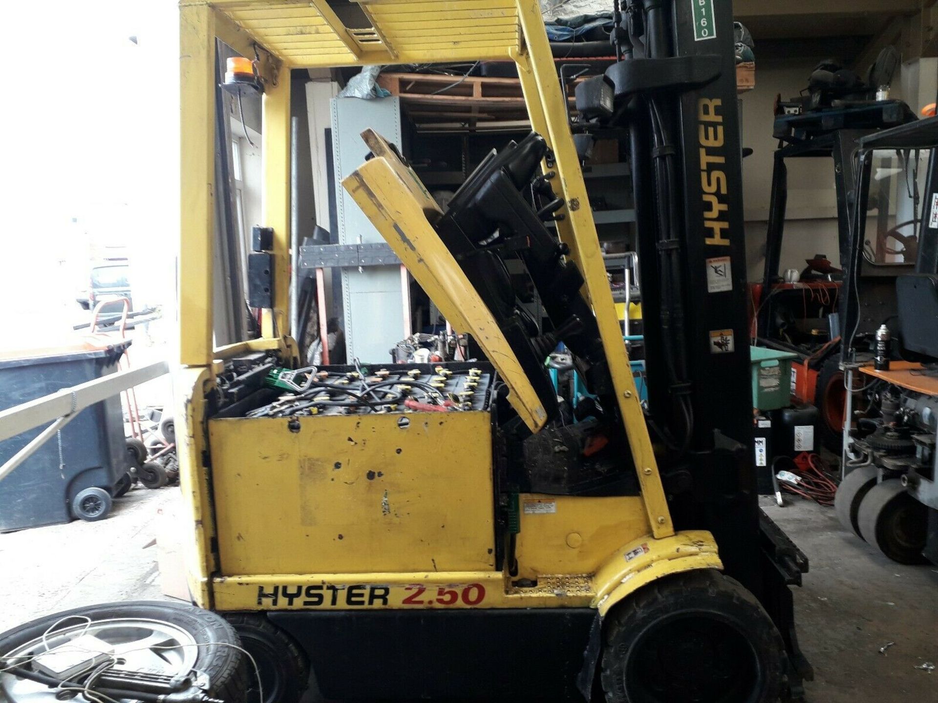 Hyster 2.5 ton Standard Counterbalance Forklift - Image 6 of 6