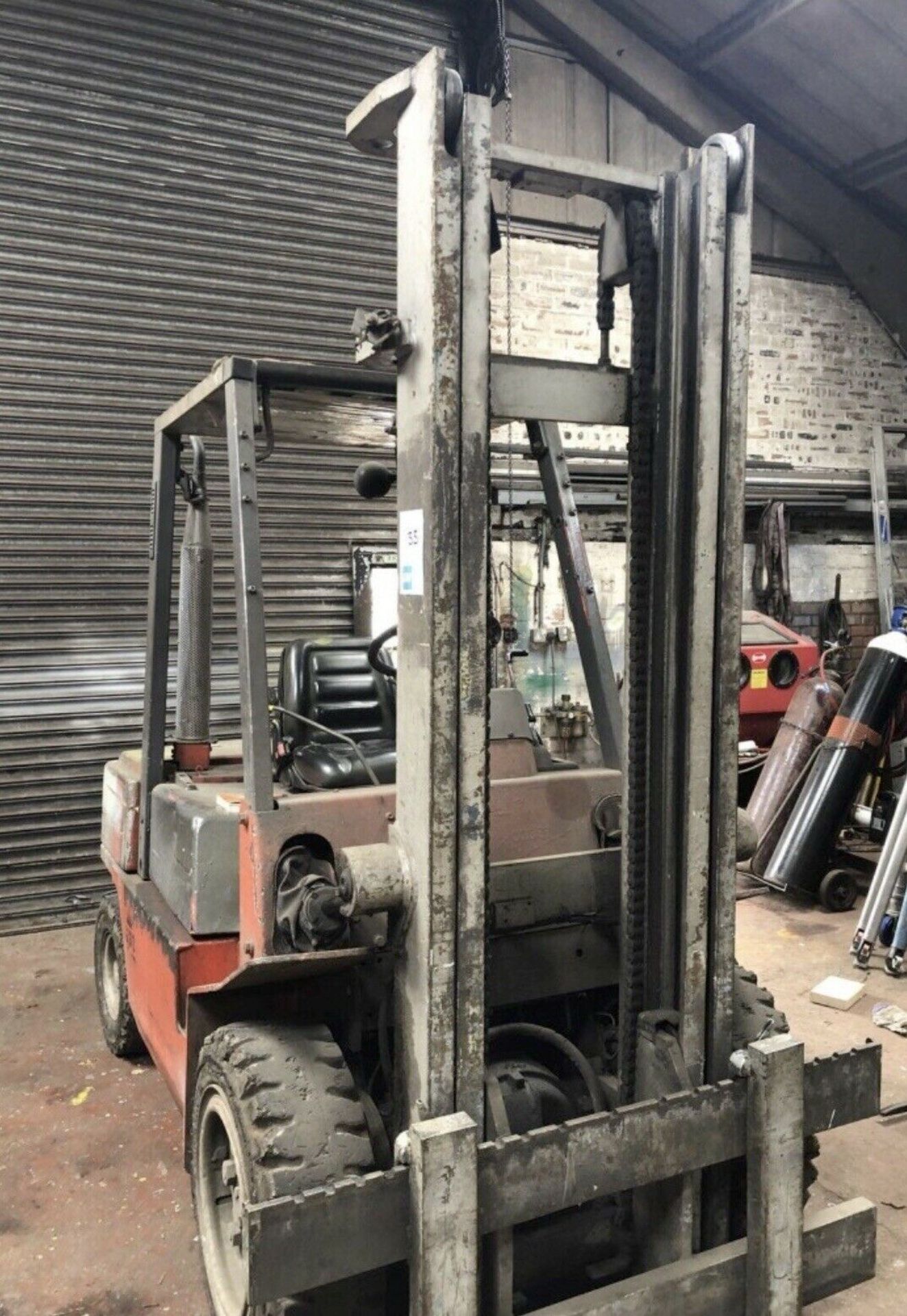 Nissan 3 ton Diesel forklift - Image 2 of 10