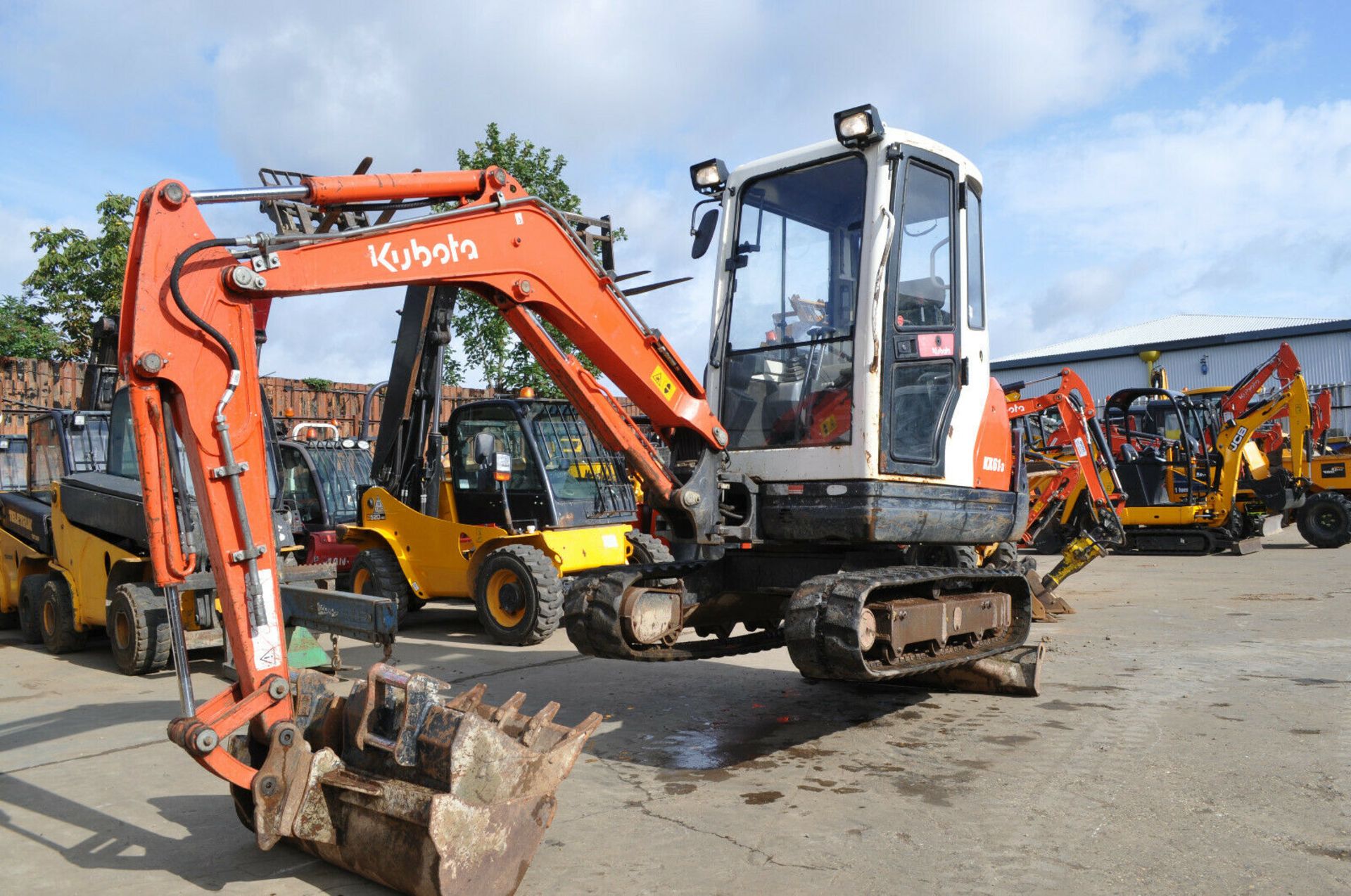 Kubota KX61-3 Mini Excavator - Image 9 of 11