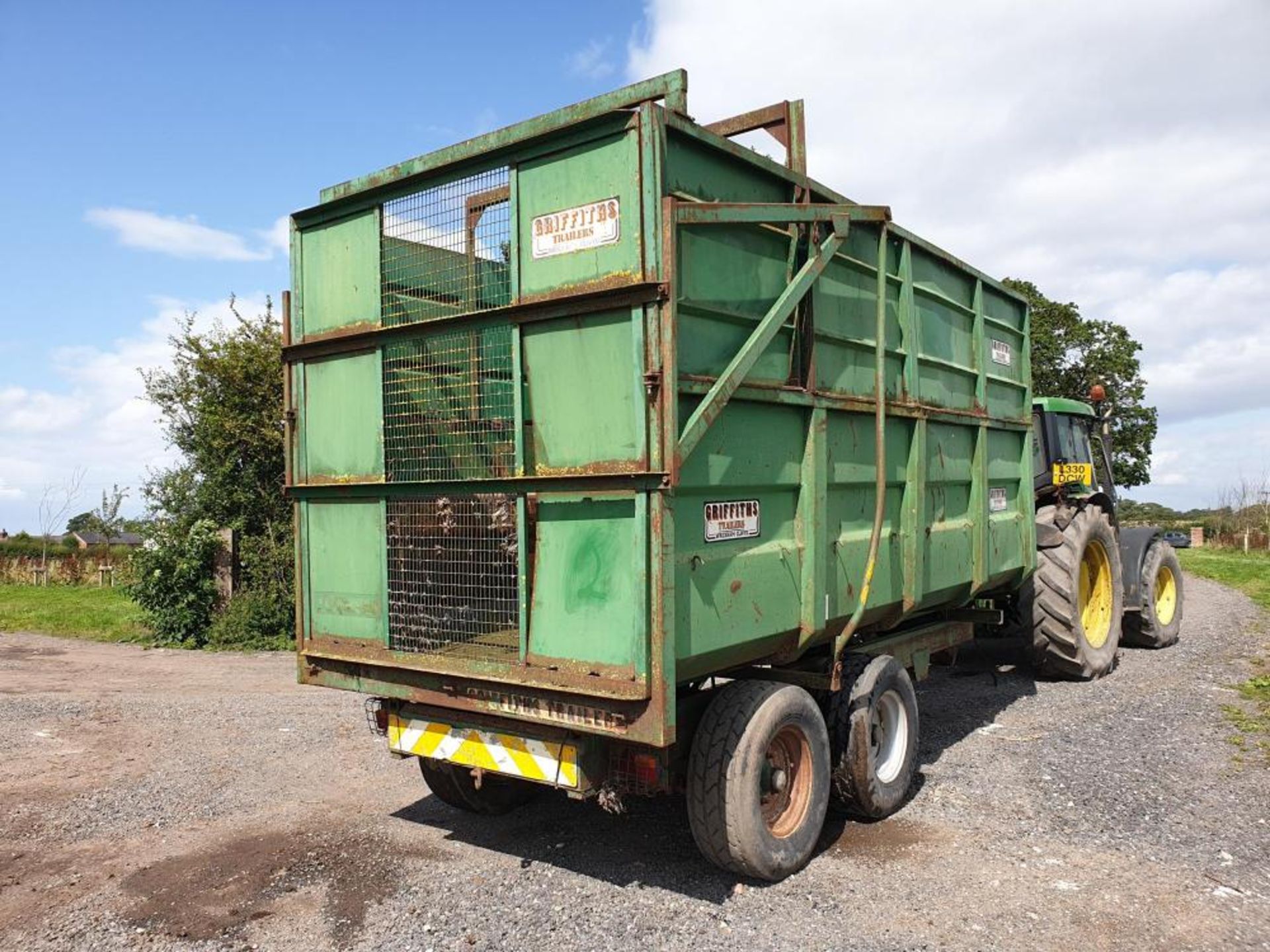 tractor grain / silage trailer - Image 13 of 13
