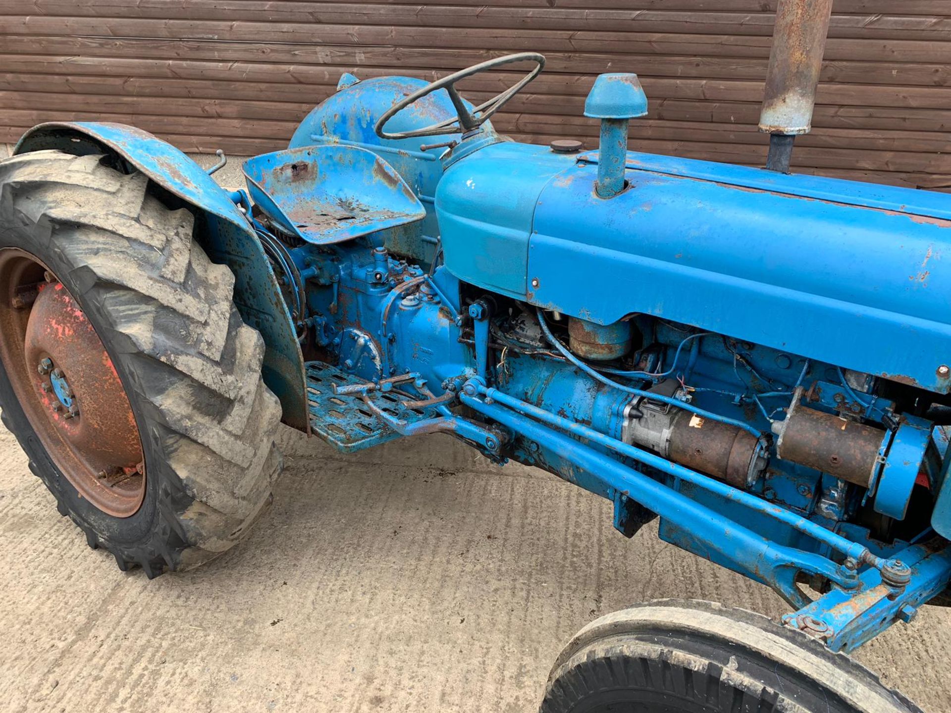 Fordson Dexta Diesel Tractor - Image 3 of 12