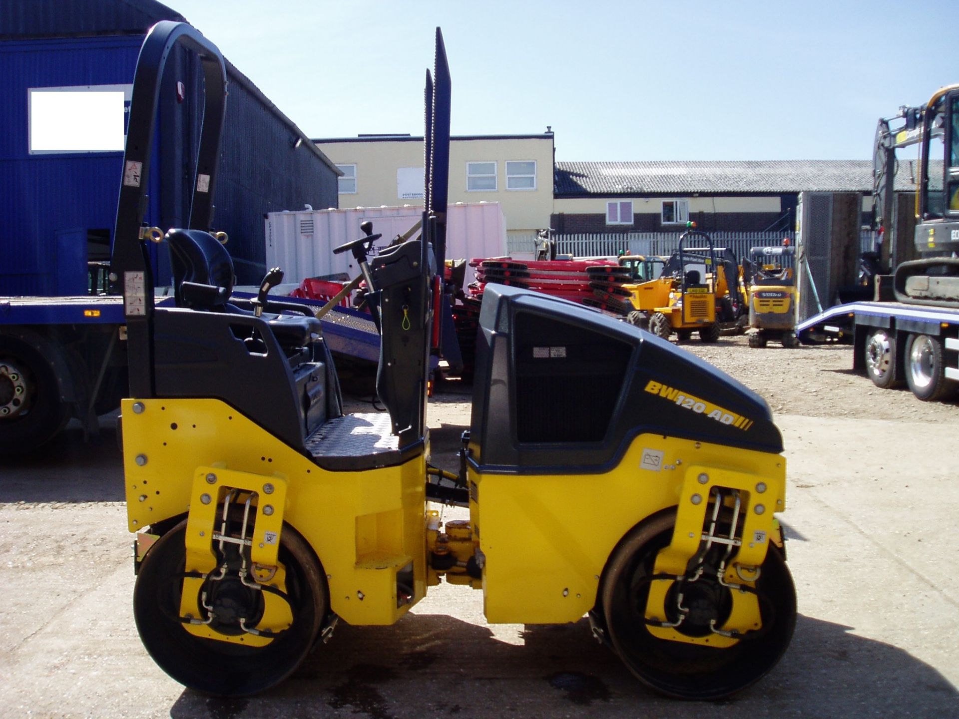 Bomag BW120 AD5 1200mm Tandem Roller - Image 5 of 17