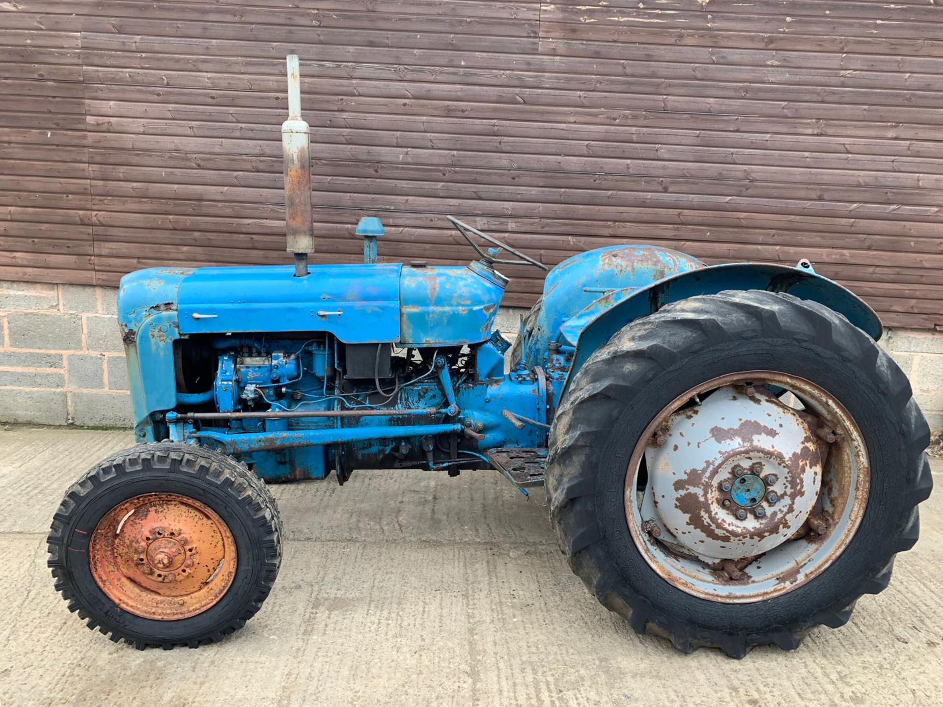 Fordson Dexta Diesel Tractor - Image 10 of 12