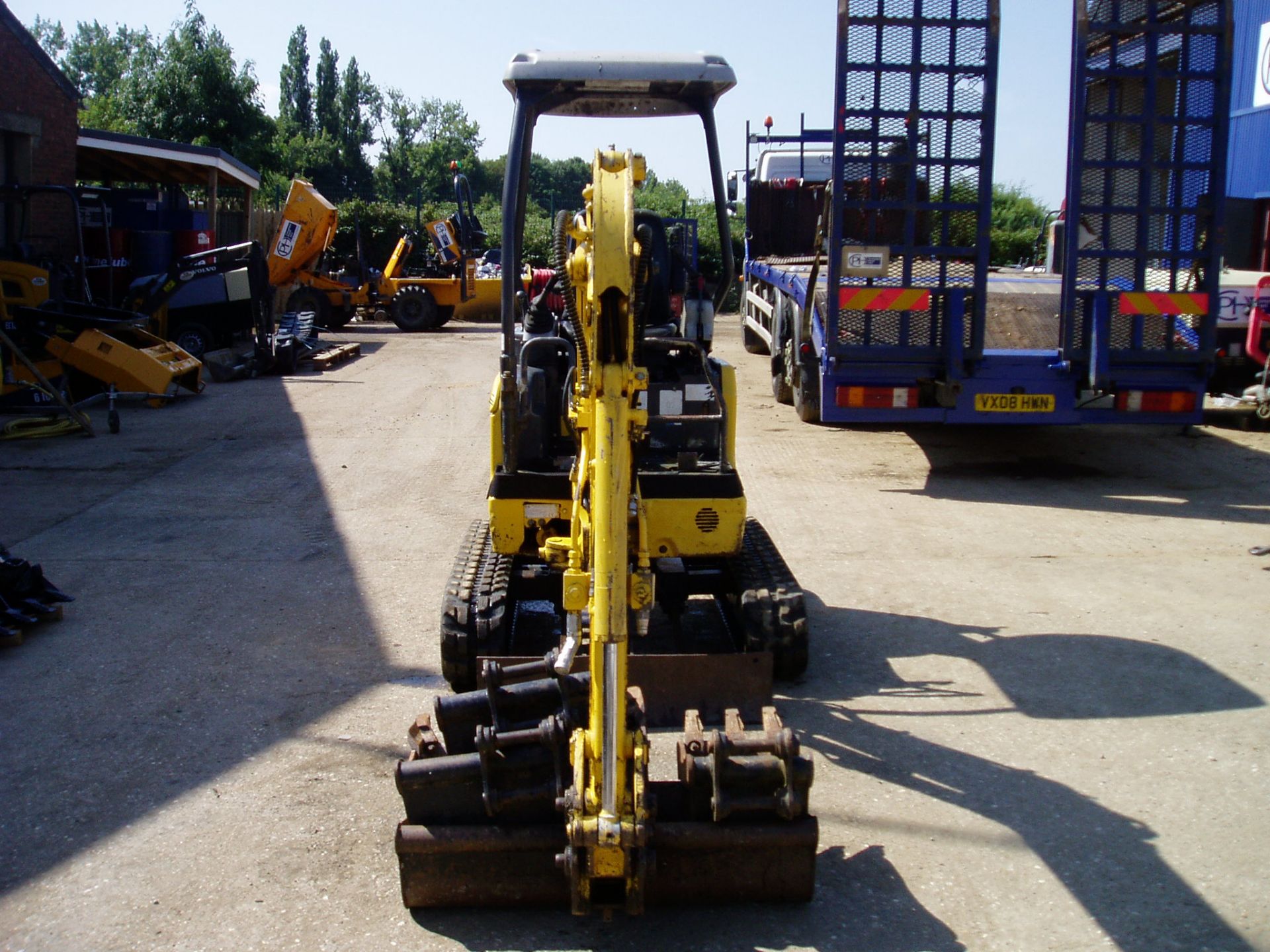 New Holland E18 SR 1620Kgs Zero Tail Swing Excavator - Image 3 of 20