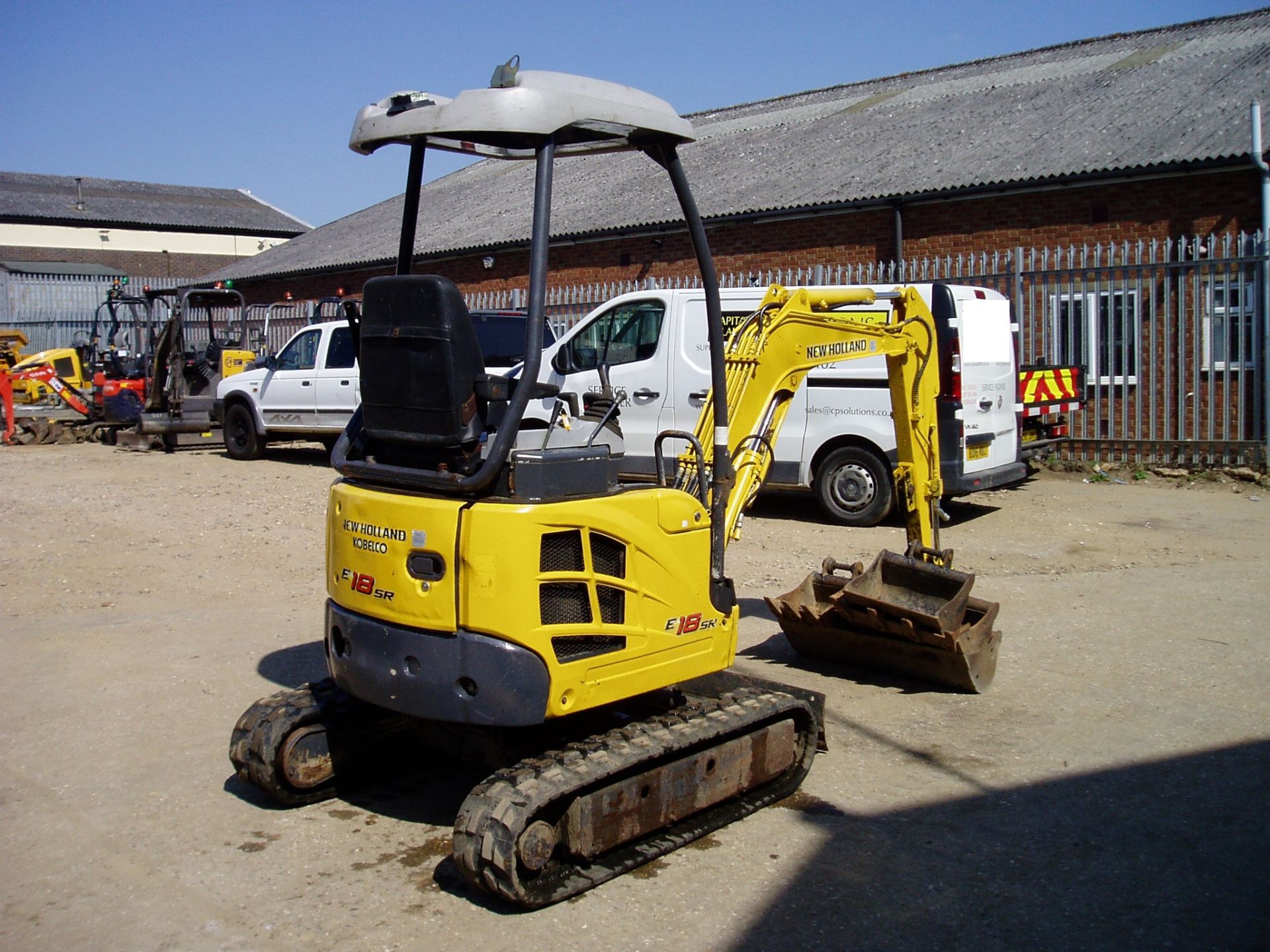 New Holland E18 SR 1620Kgs Zero Tail Swing Excavator - Image 6 of 20