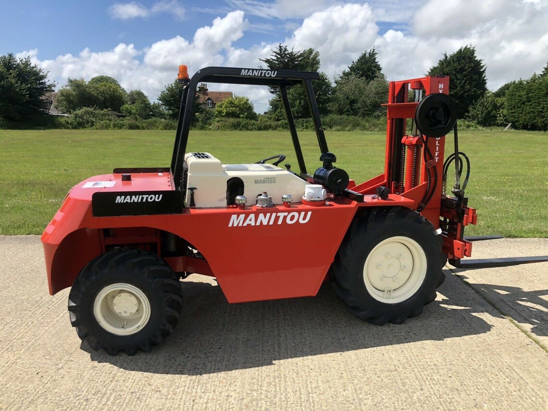 Manitou Rough Terrain Forklift 4x4 Manitou Buggy - Image 8 of 9