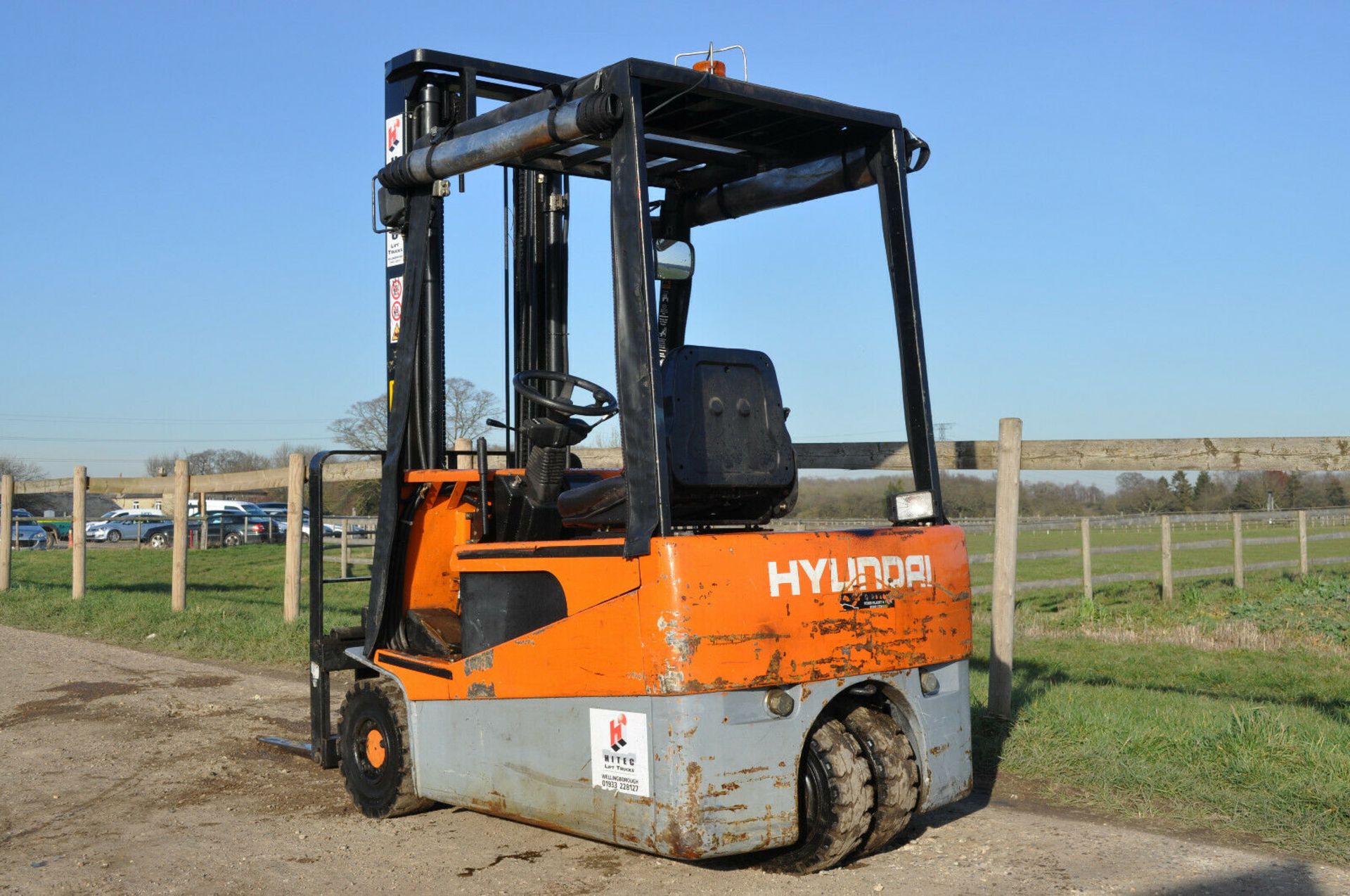 Hyundai HBF15T Electric Forklift - Image 10 of 11