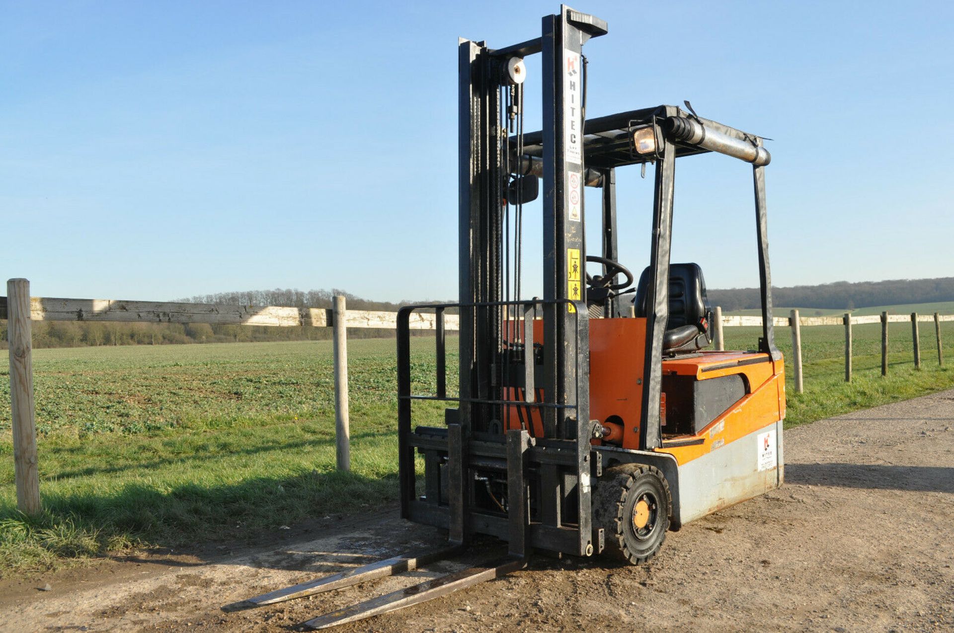 Hyundai HBF15T Electric Forklift - Image 8 of 11