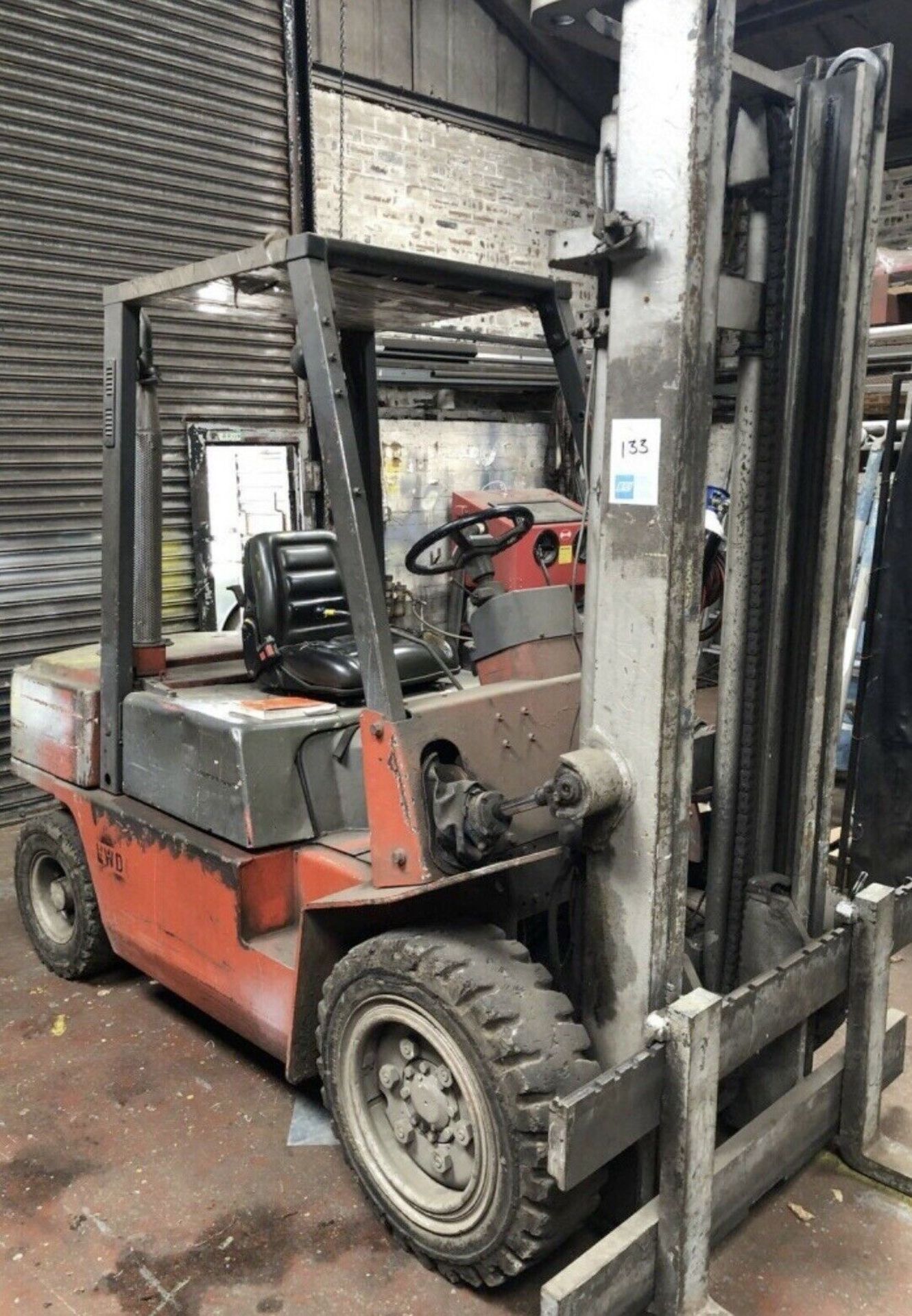 Nissan 3 ton Diesel forklift