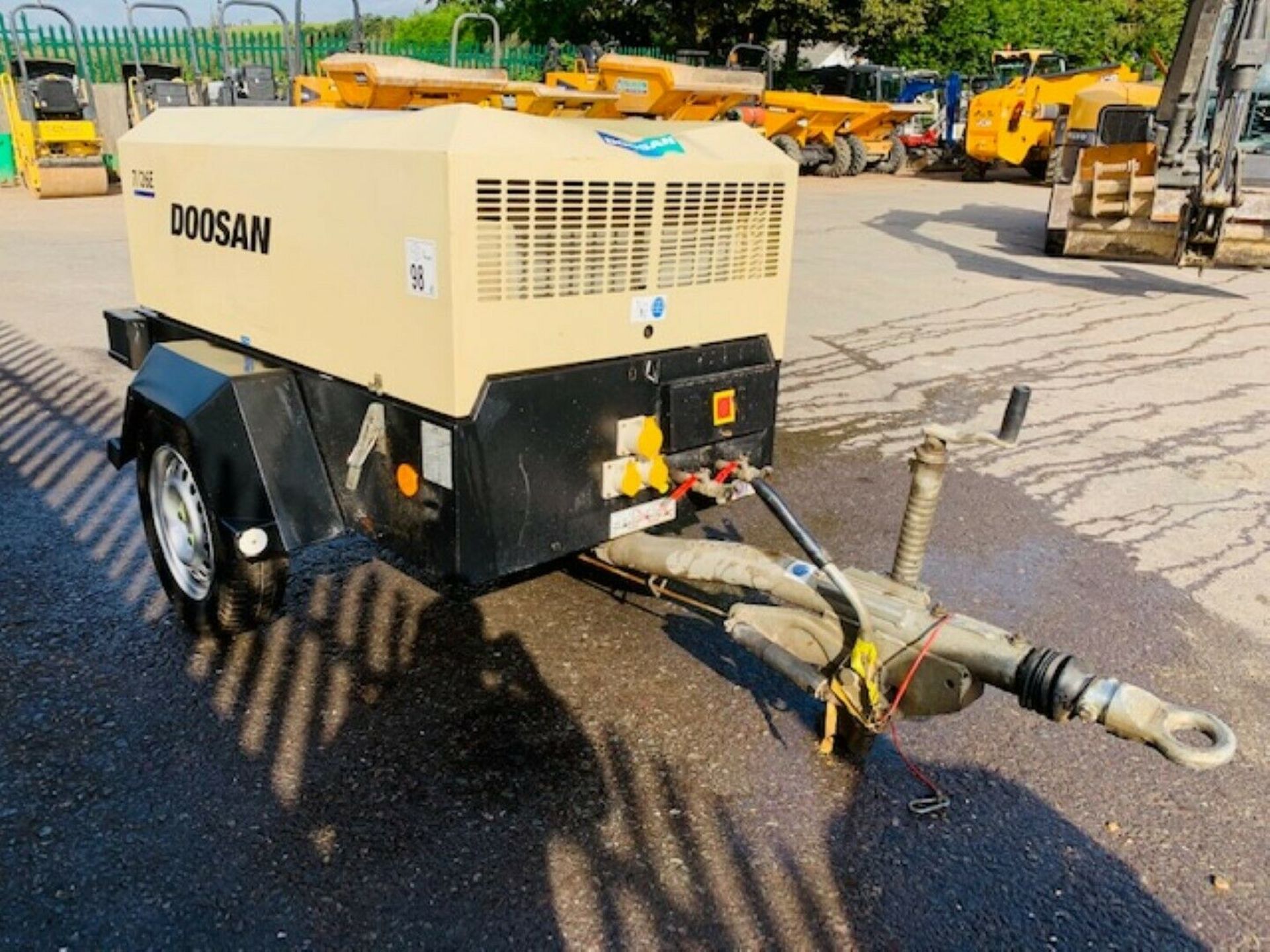 Doosan Ingersol Rand Compressor - Image 2 of 15