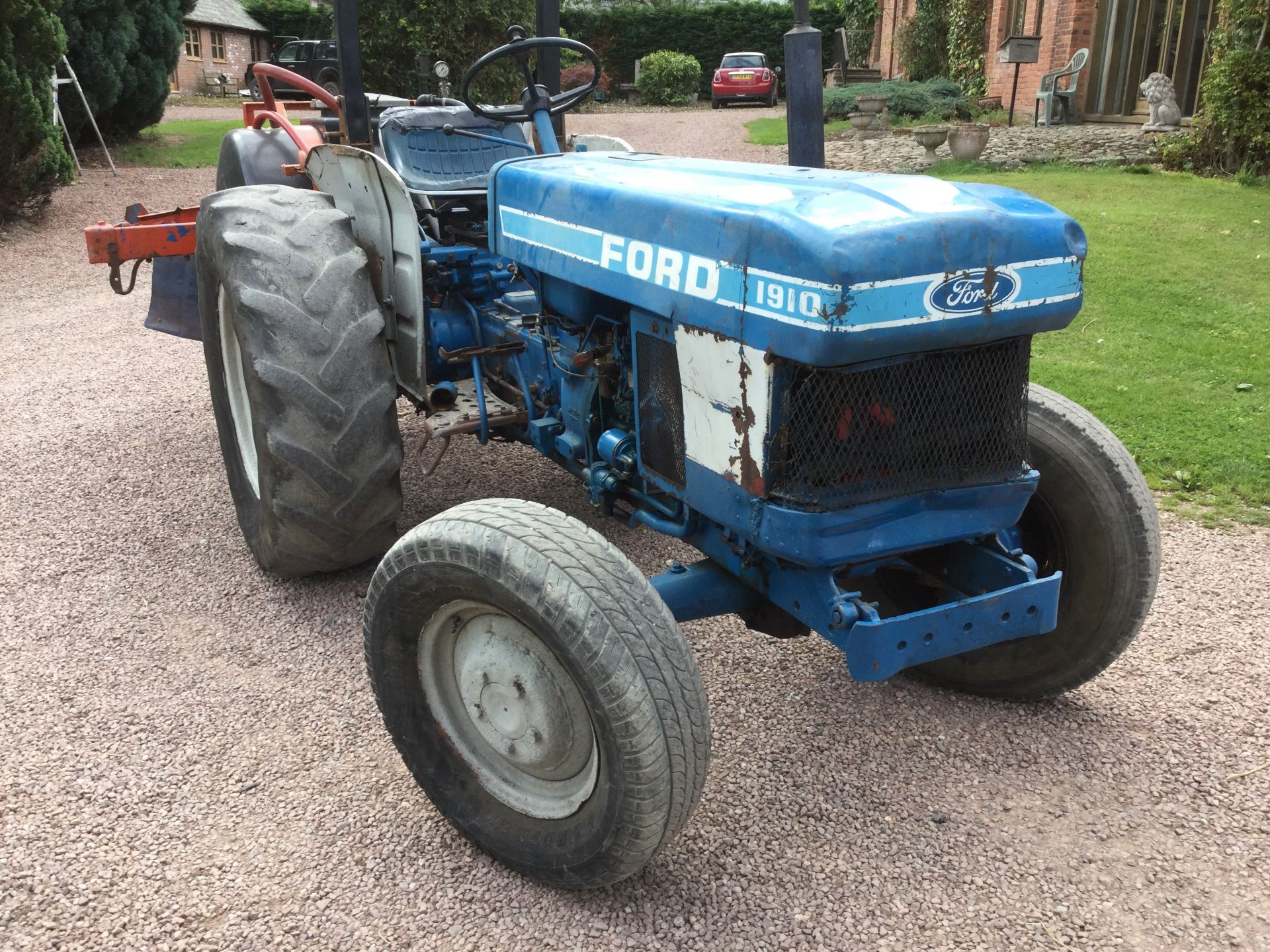 Ford 19 compact tractor