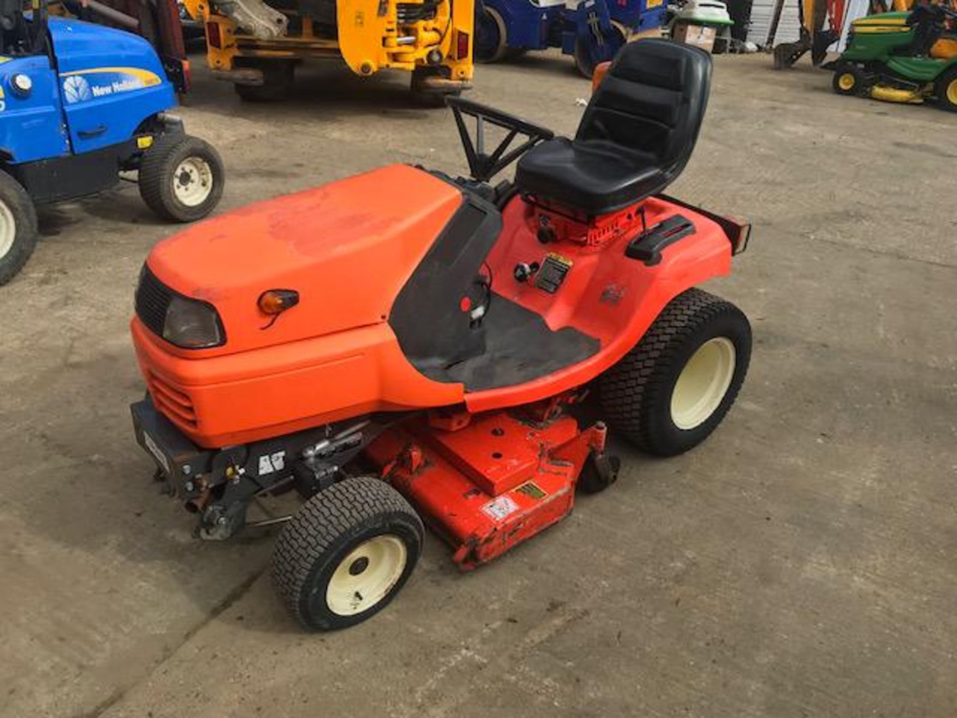 Kubota g2160 diesel ride on mower