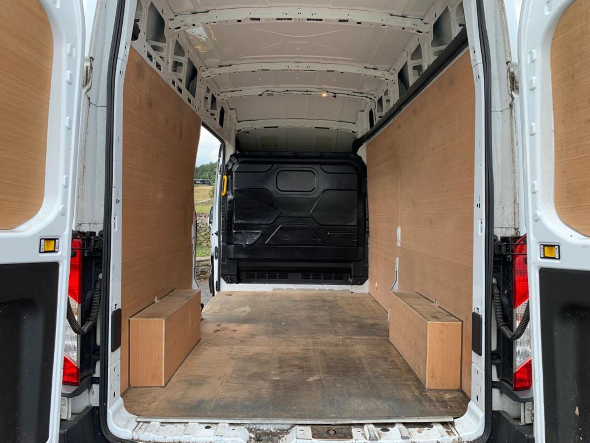 2015 / 65 Ford Transit 350 LWB High Roof - Image 6 of 12