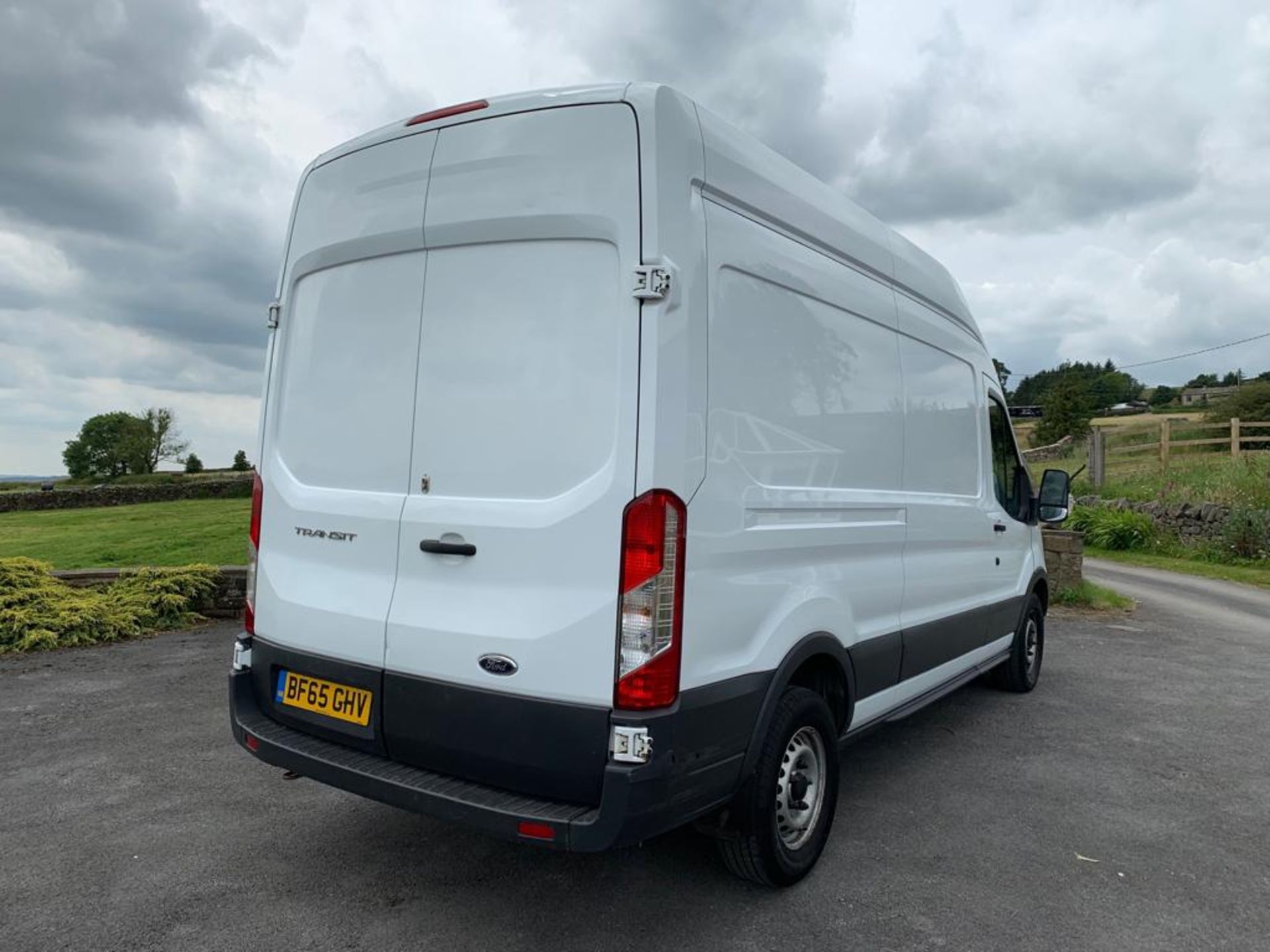 2015 / 65 Ford Transit 350 LWB High Roof - Image 3 of 12