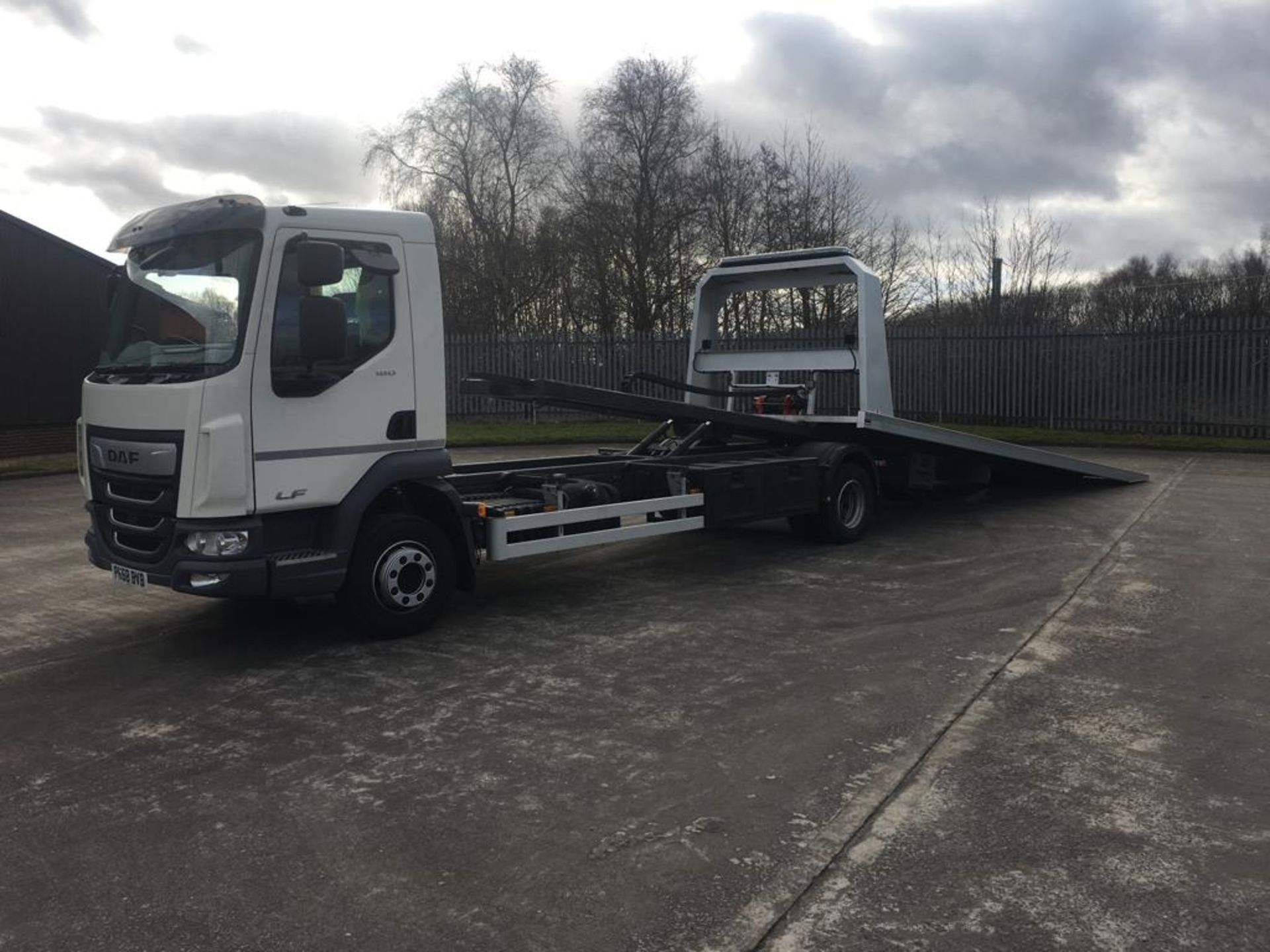 2018 / 68 DAF 45/180 Euro 6 Tilt / Slide 3 Tonne Spec Recovery Wagon with Day Cab - Image 14 of 15