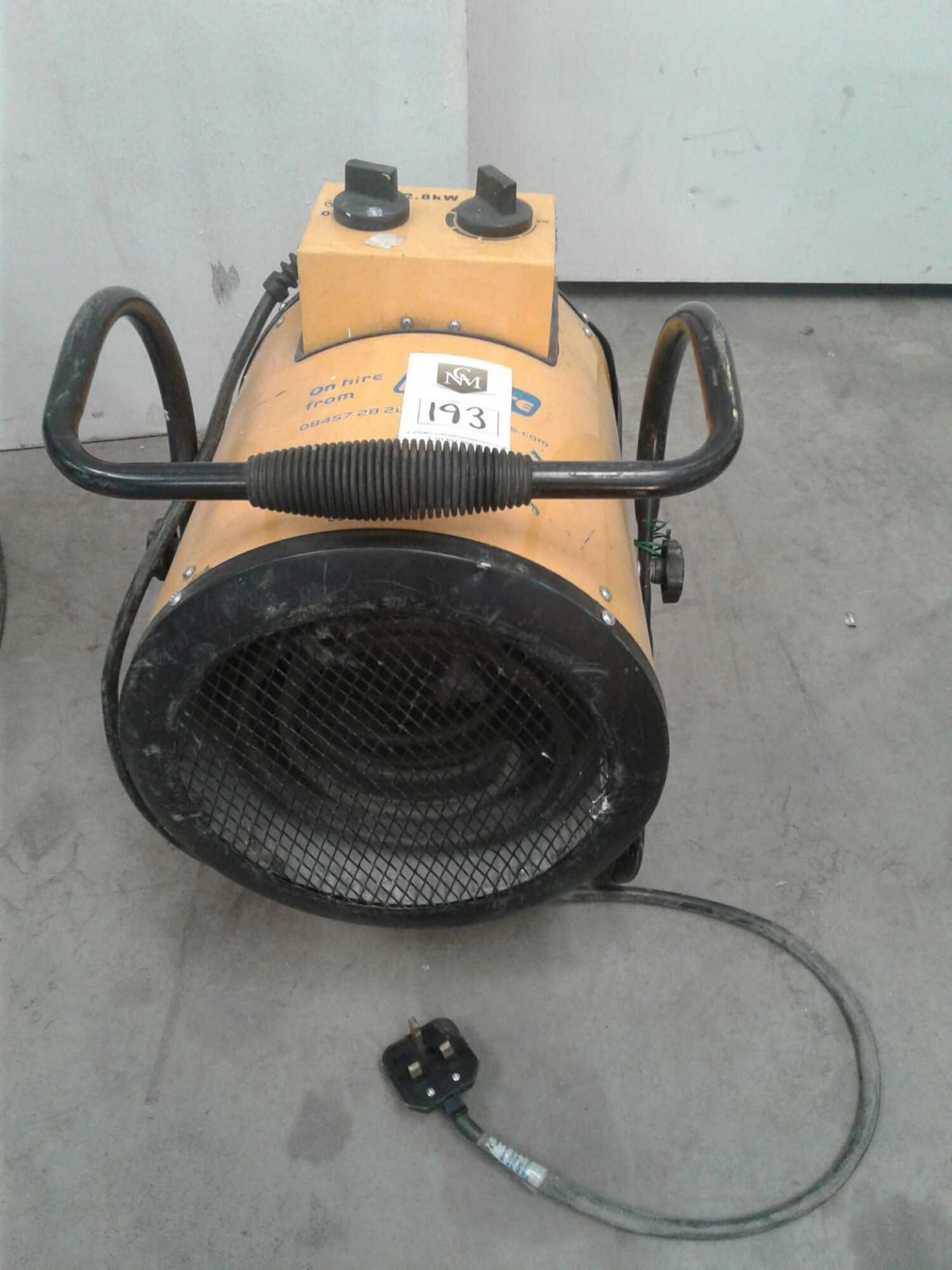 Retail fan heater 2.8 kw