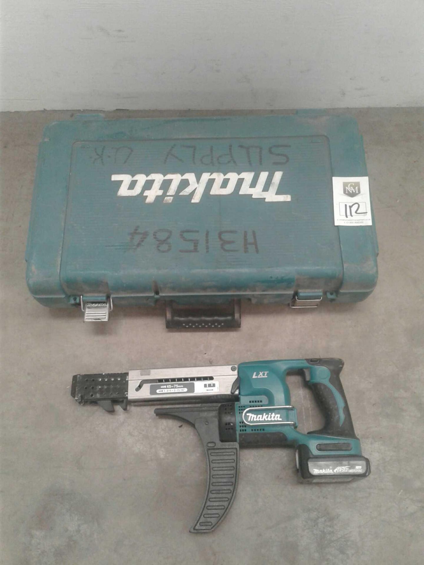 makita cordless stapler