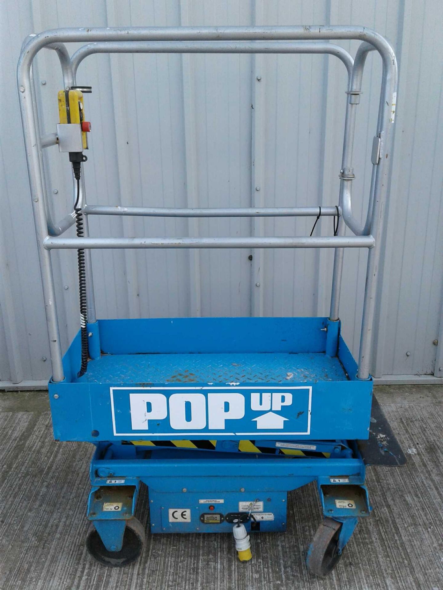 1 m electric pop-up lift