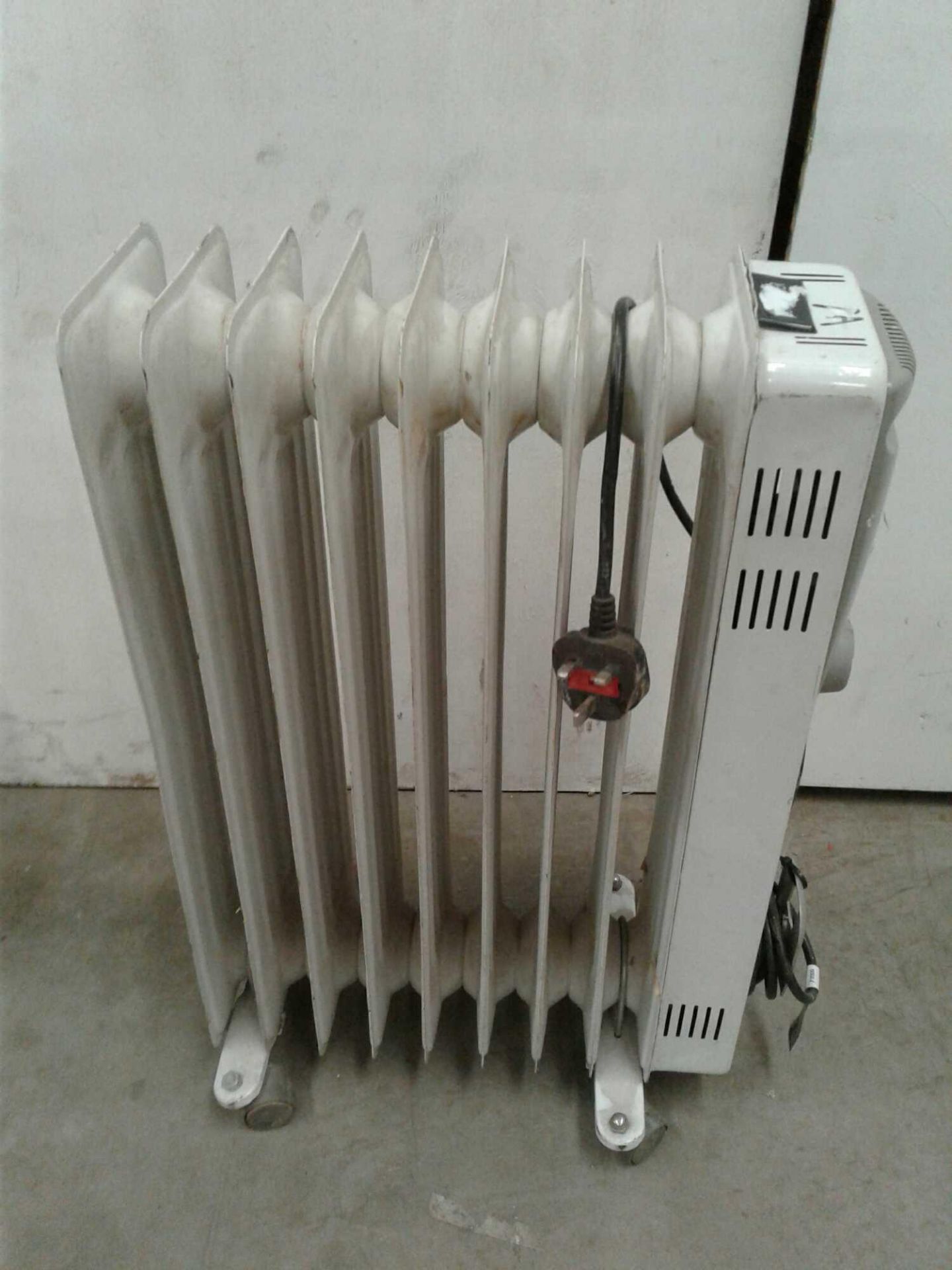 Premier oil filled heater 240v - Image 2 of 2