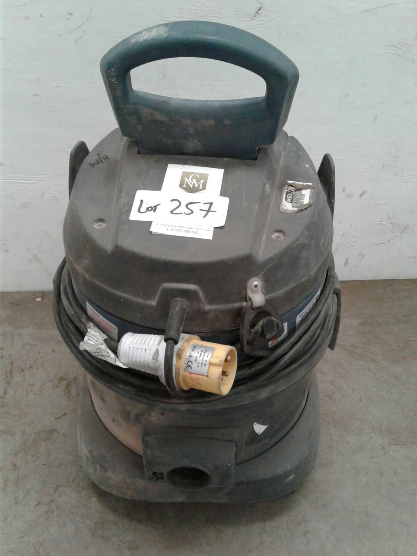 Vegas vacuum cleaner 110 v