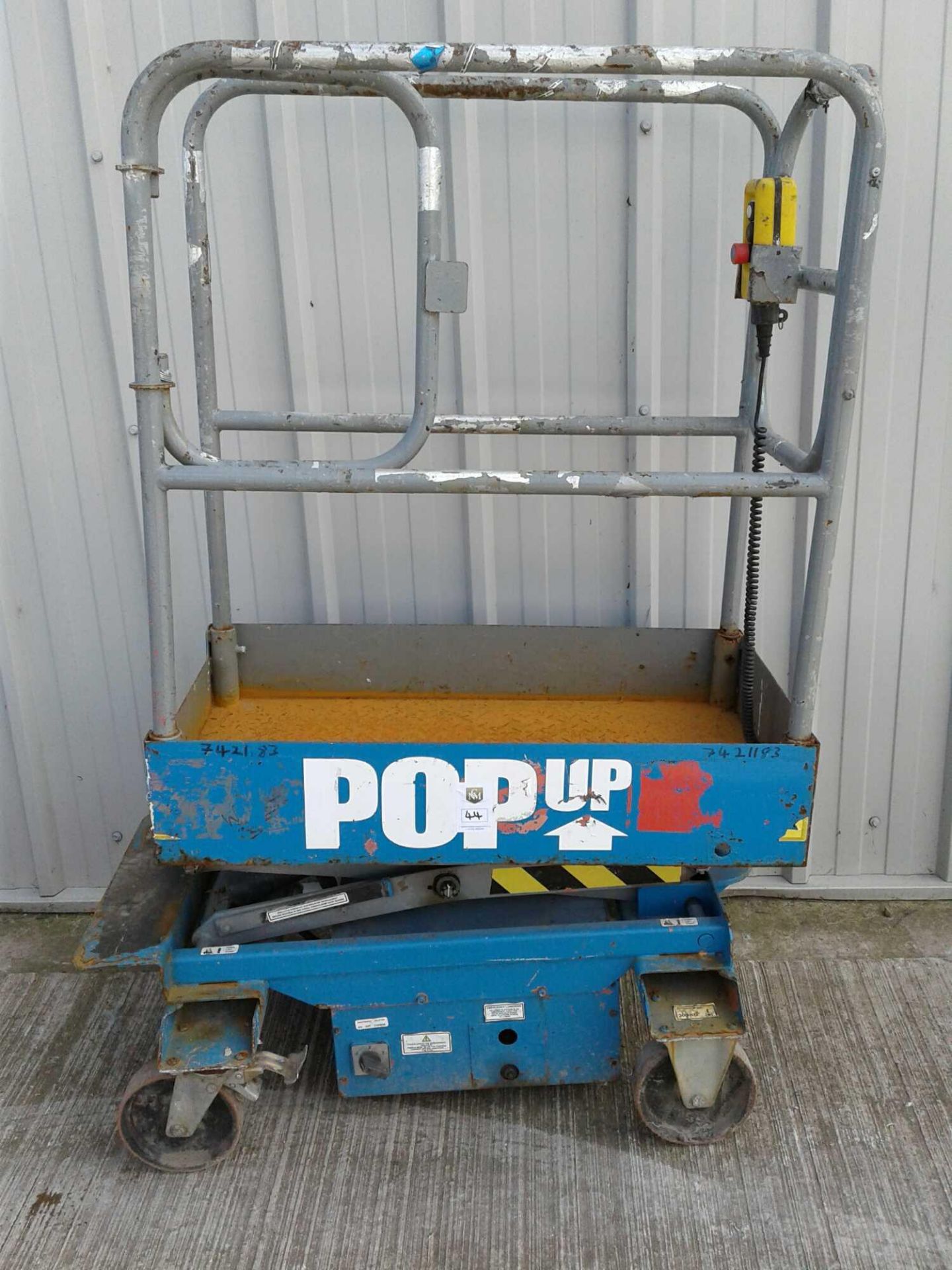 1 m pop-up access lift 110 V