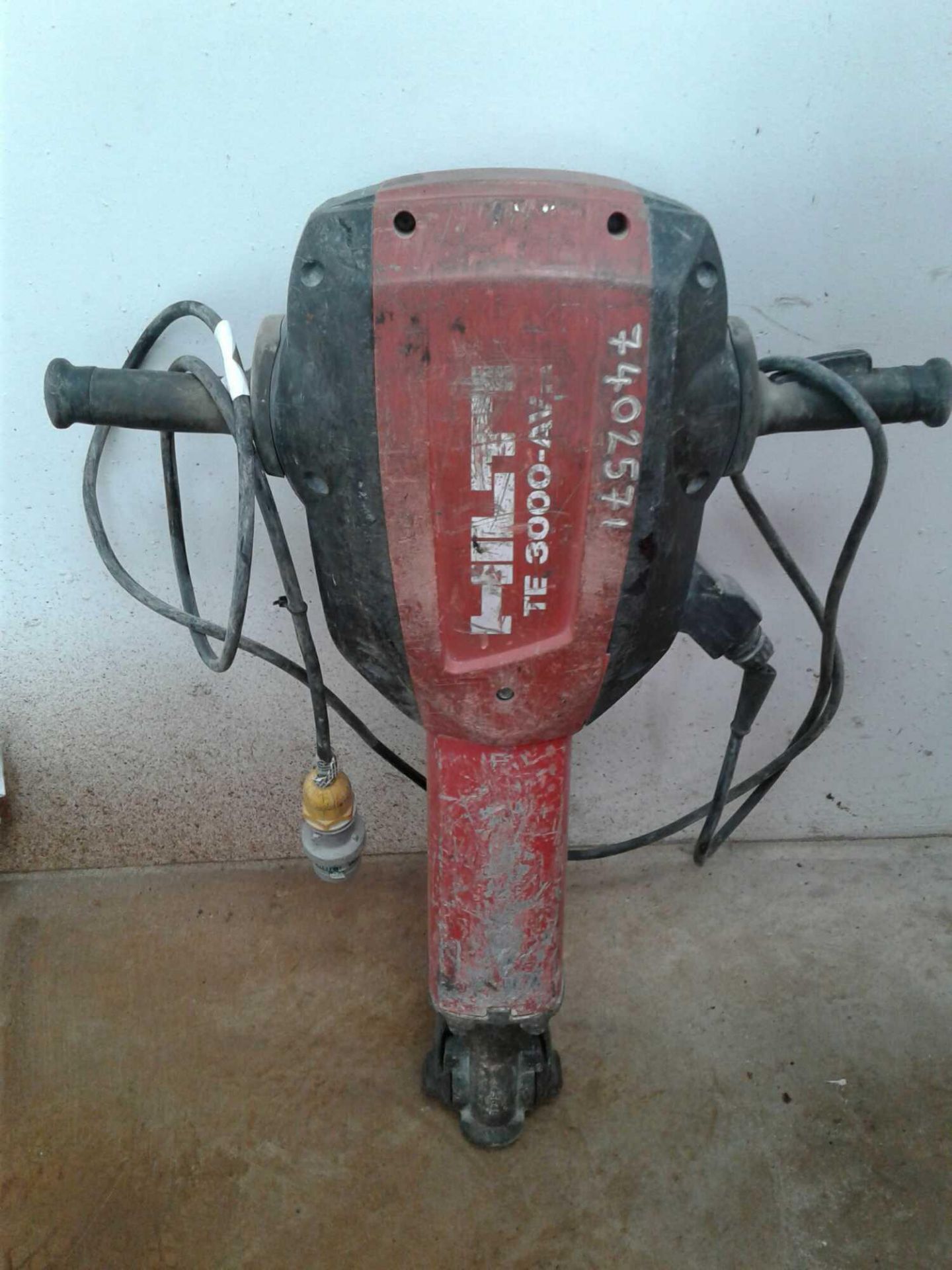 Hilti TE 3000 breaker 110v