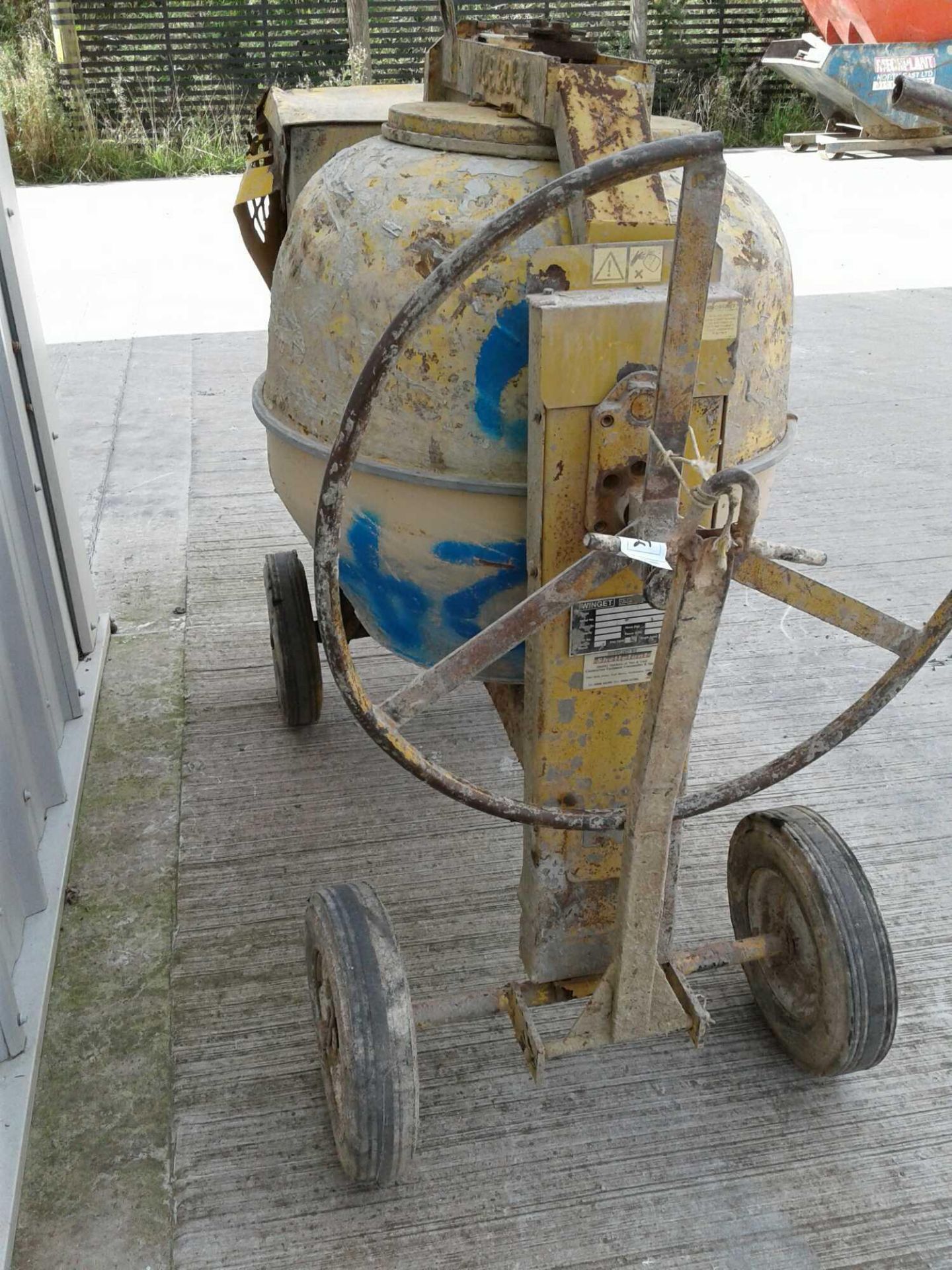 Winget 5/3 concrete mixer diesel - Image 2 of 4