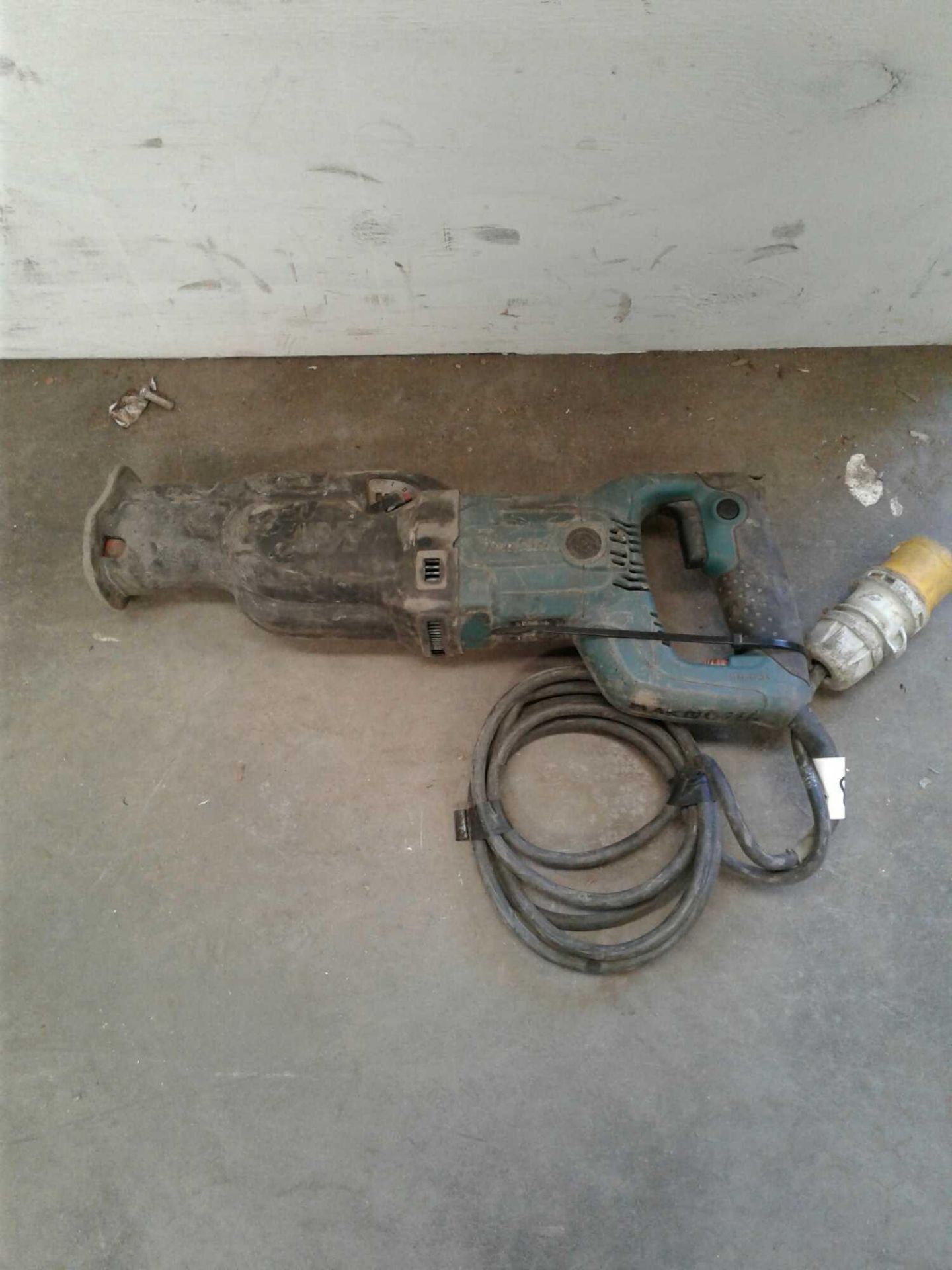 Makita reciprocating saw 110 V