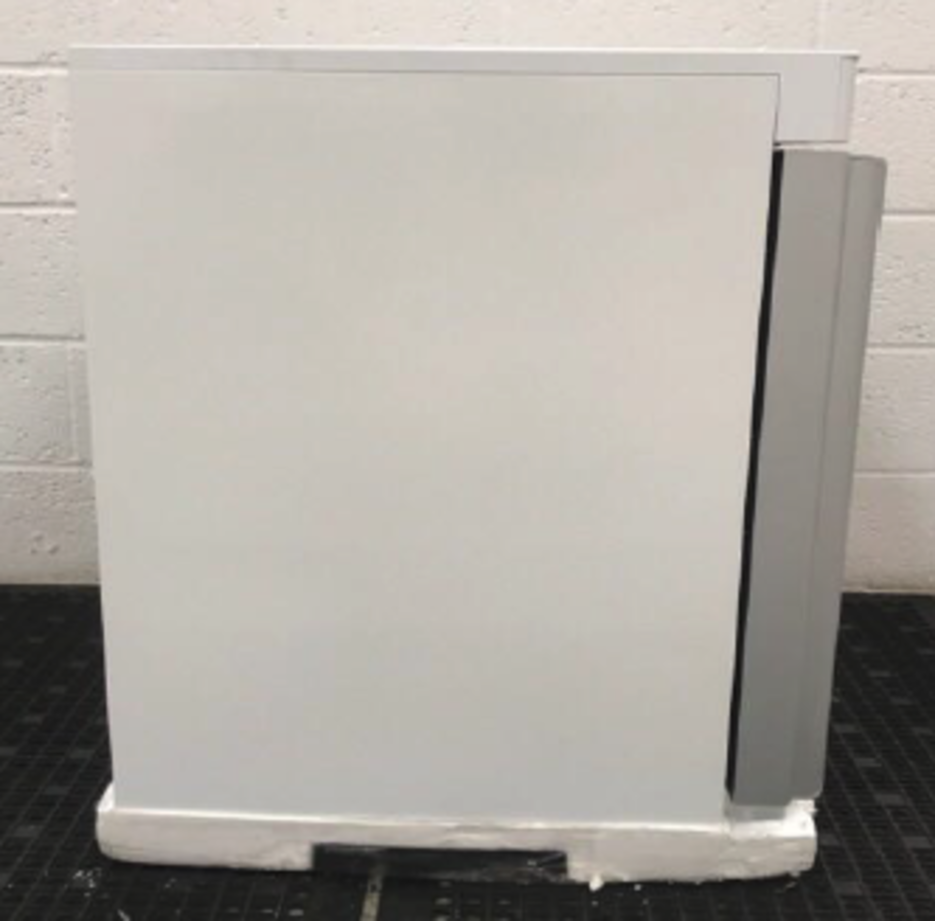 Undercounter Glass Door Refrigerator KG 210 LG 3W - Image 8 of 9