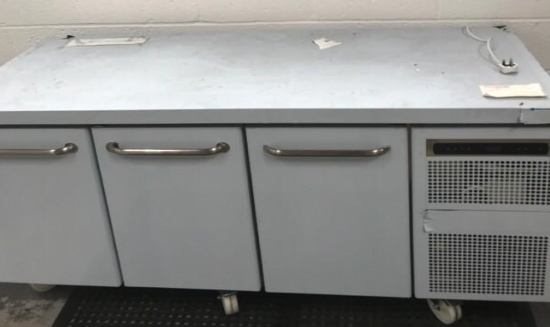 Freezer Counter F1807 CSG A DL/DL/DR C2 U - Image 2 of 11