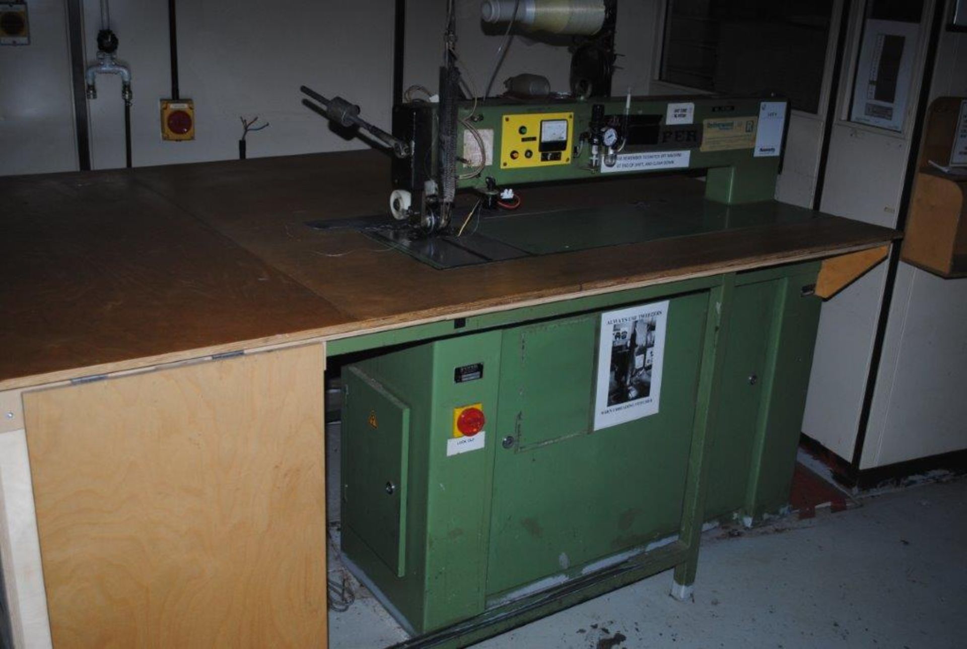 KUPER FWJ 920 Veneer Splicing Machine