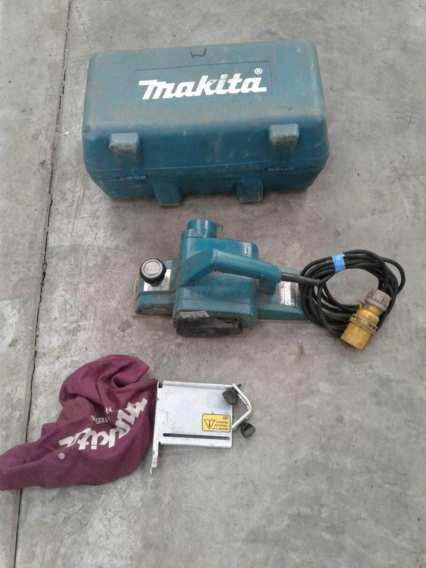 Makita planer 110 V