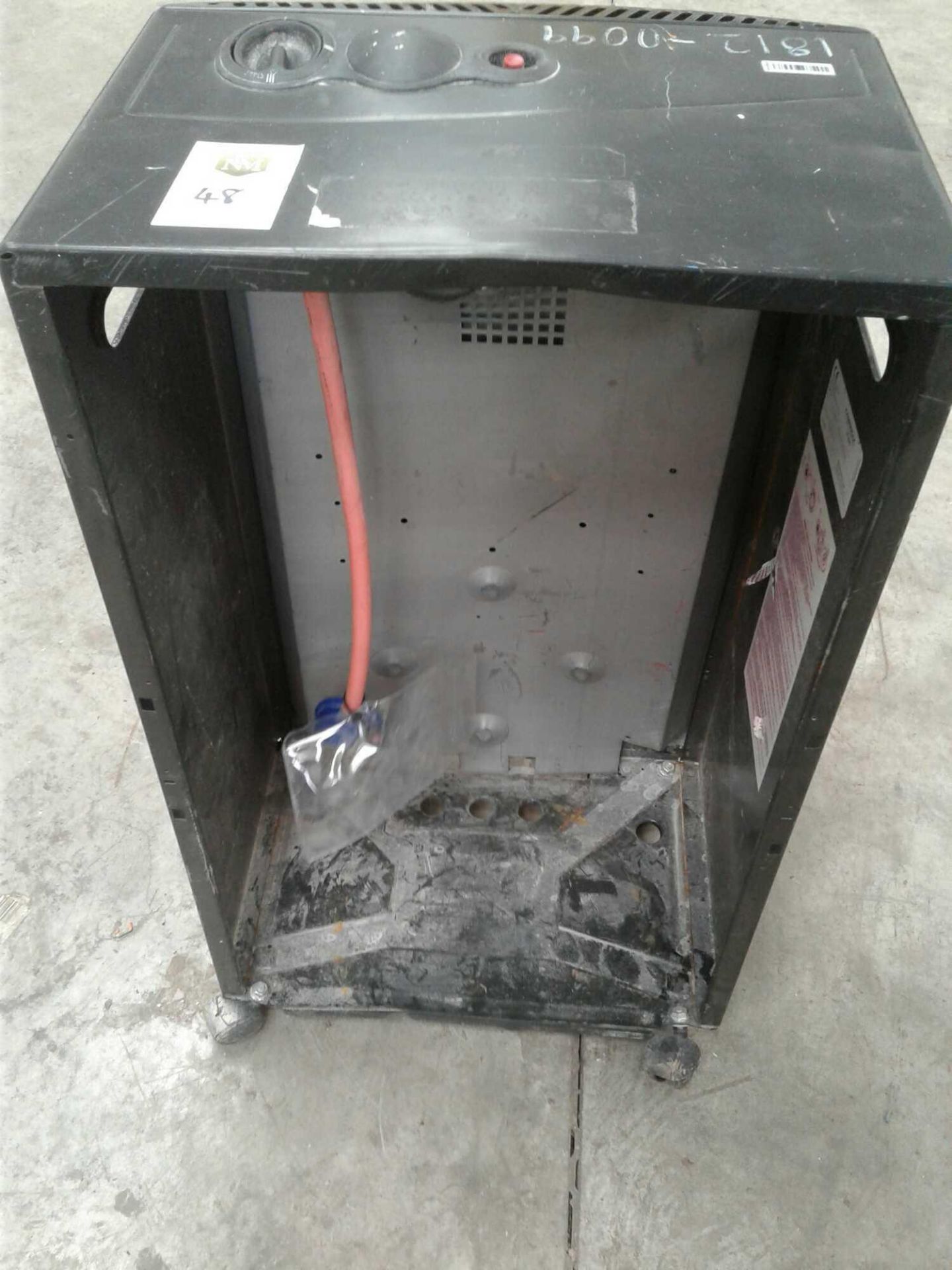 Gas cabinet heater - Image 2 of 2