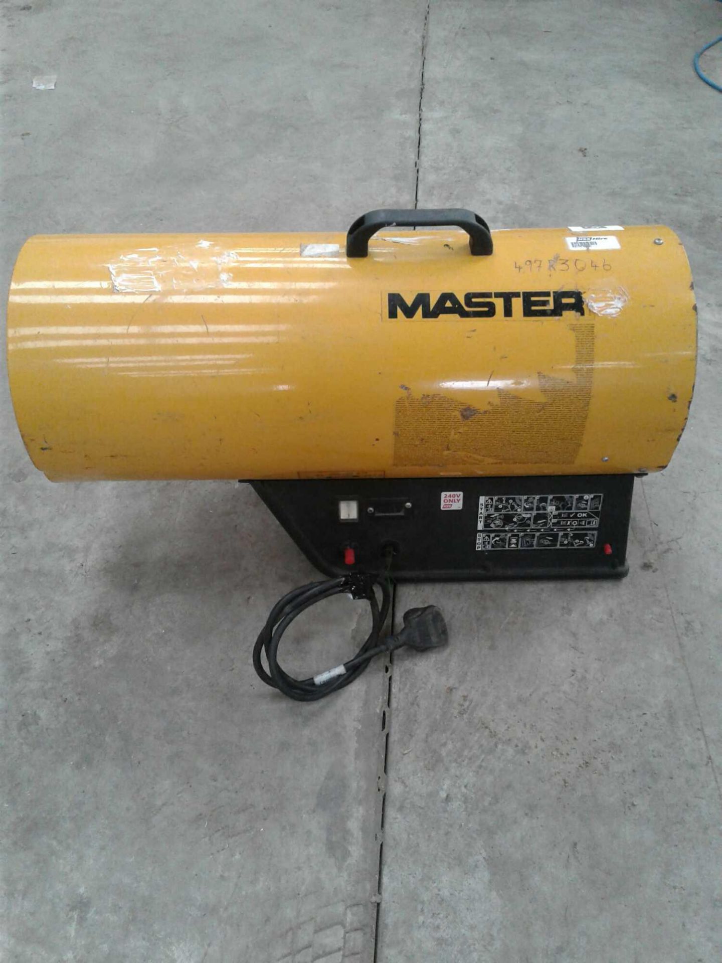 Master space heater 240 V - Image 2 of 2