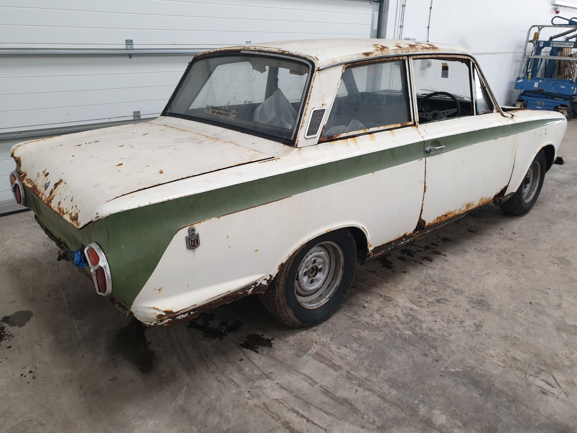 Ford Cortina 2 dr - Image 3 of 14