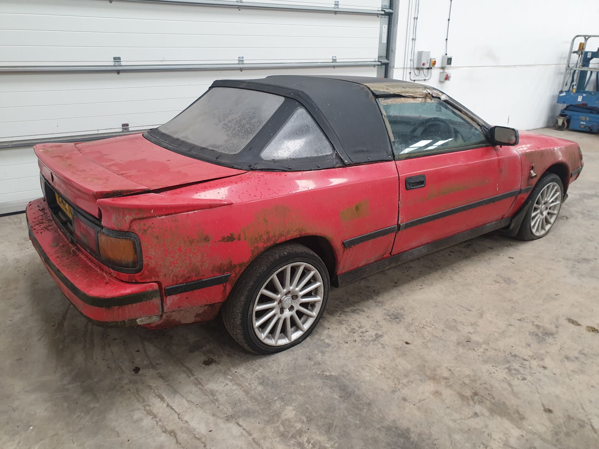 Toyota Celica Convertible - Image 3 of 14