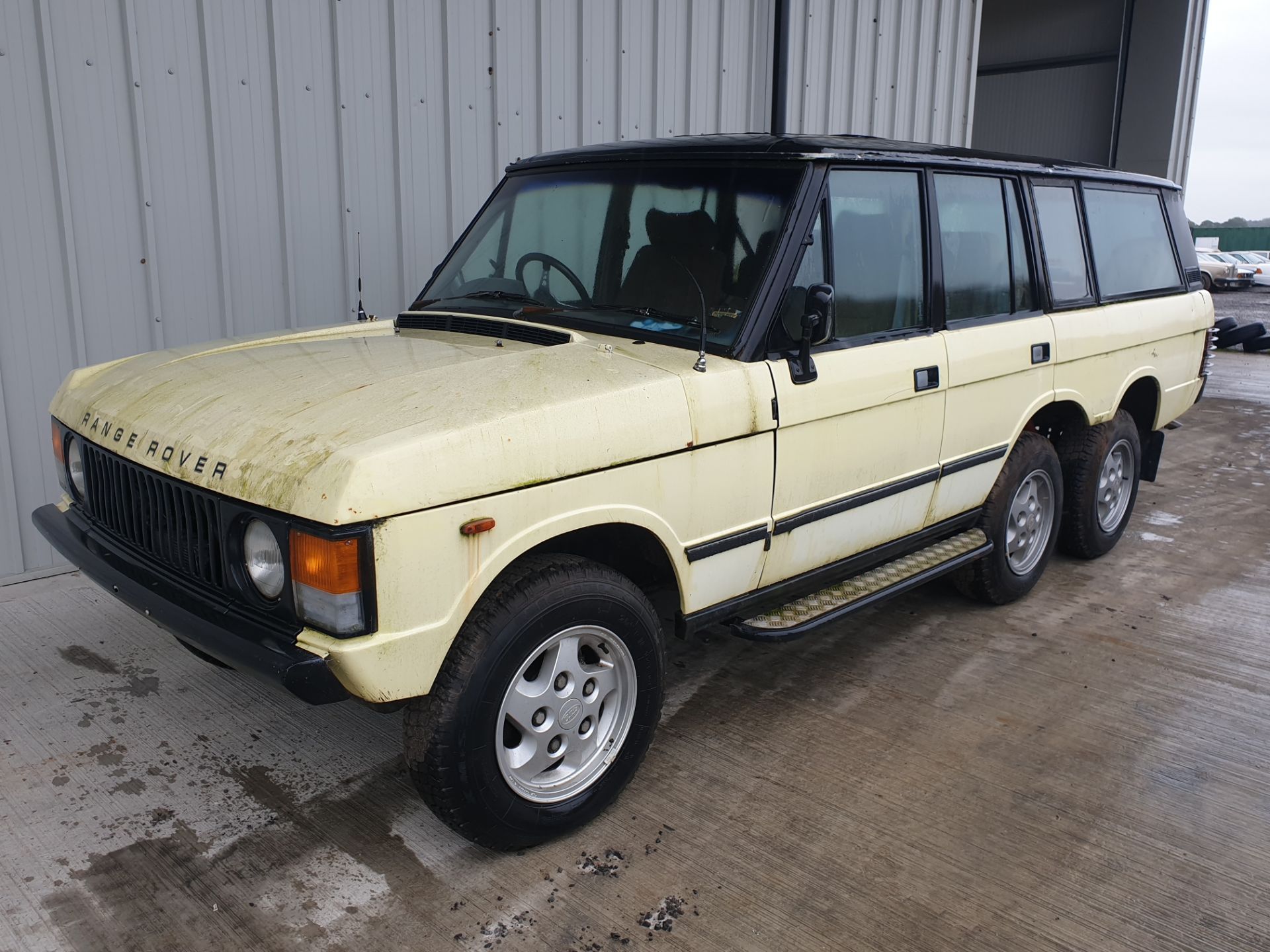 Range Rover Carmicheal 6 Wheel Conversion - Image 7 of 18