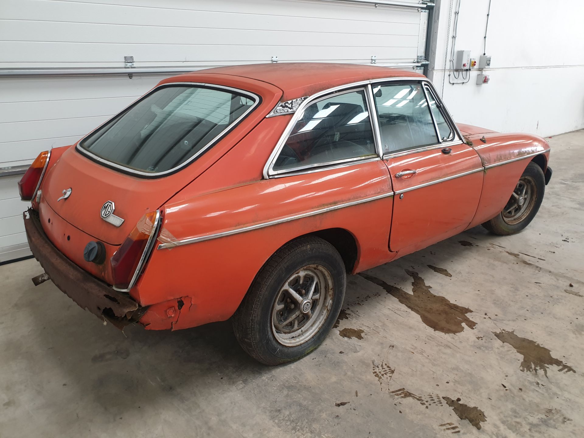 MG MGB GT - Image 3 of 16