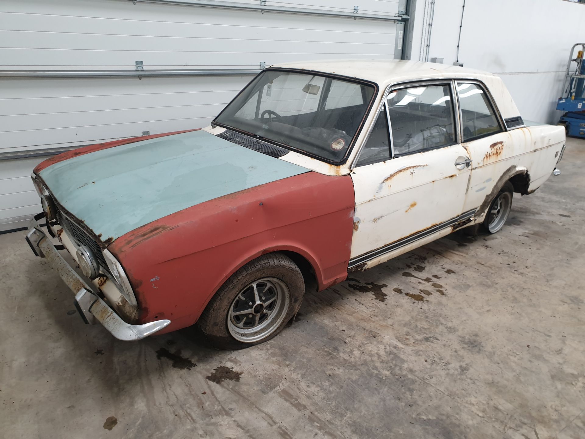 Ford Cortina 1600 GT 2 dr - Image 7 of 11