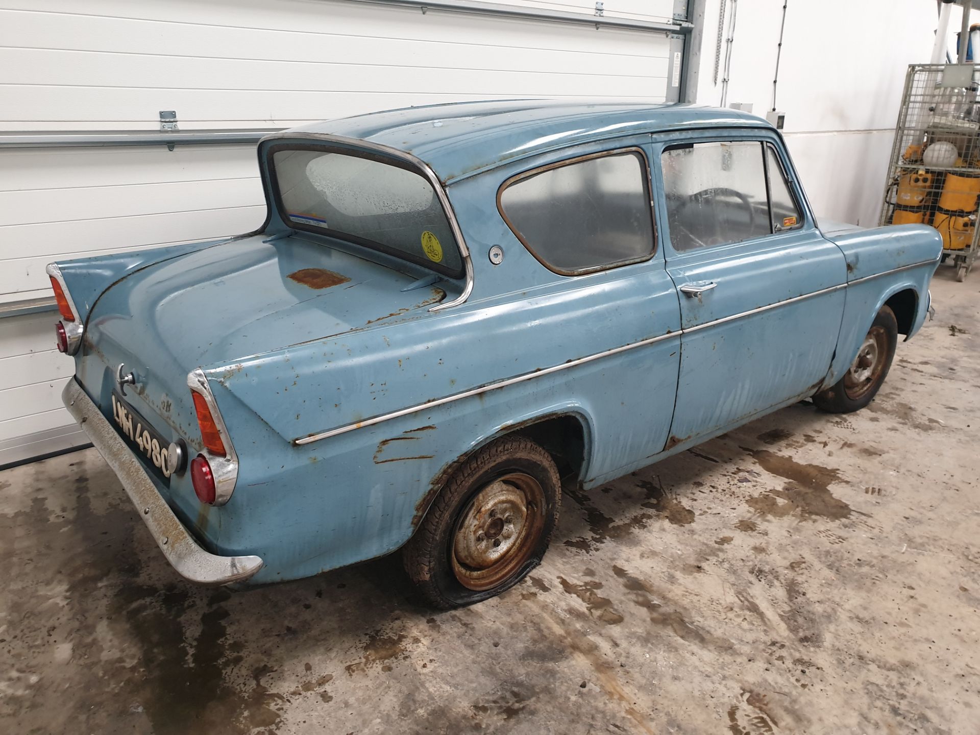 Ford Anglia - Image 3 of 12